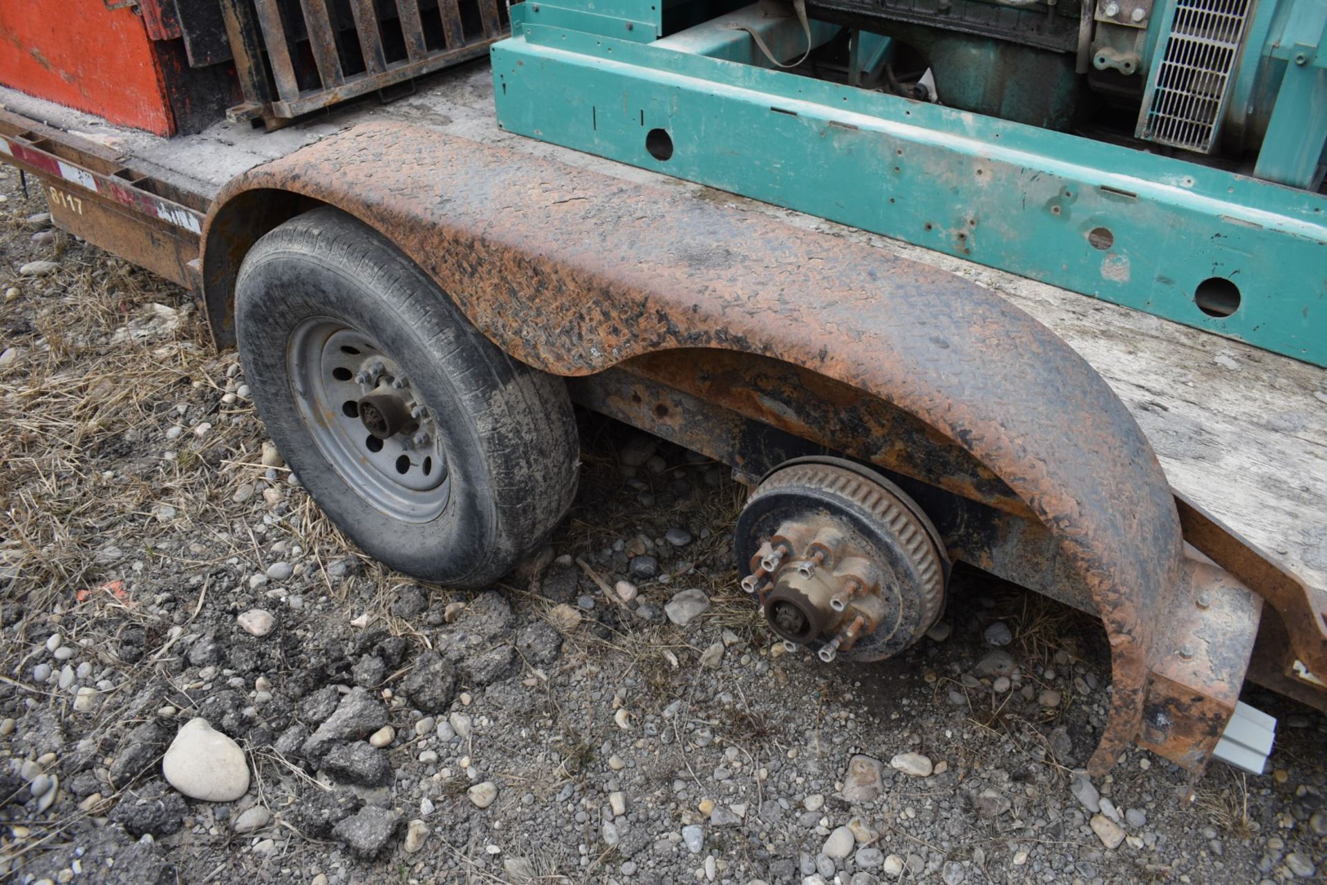 CANADA TRAILER MFG (2010) CE716-14K 14,000LB CAPACITY TANDEM AXLE FLAT DECK TRAILER WITH 7'X16' WOOD - Image 12 of 12