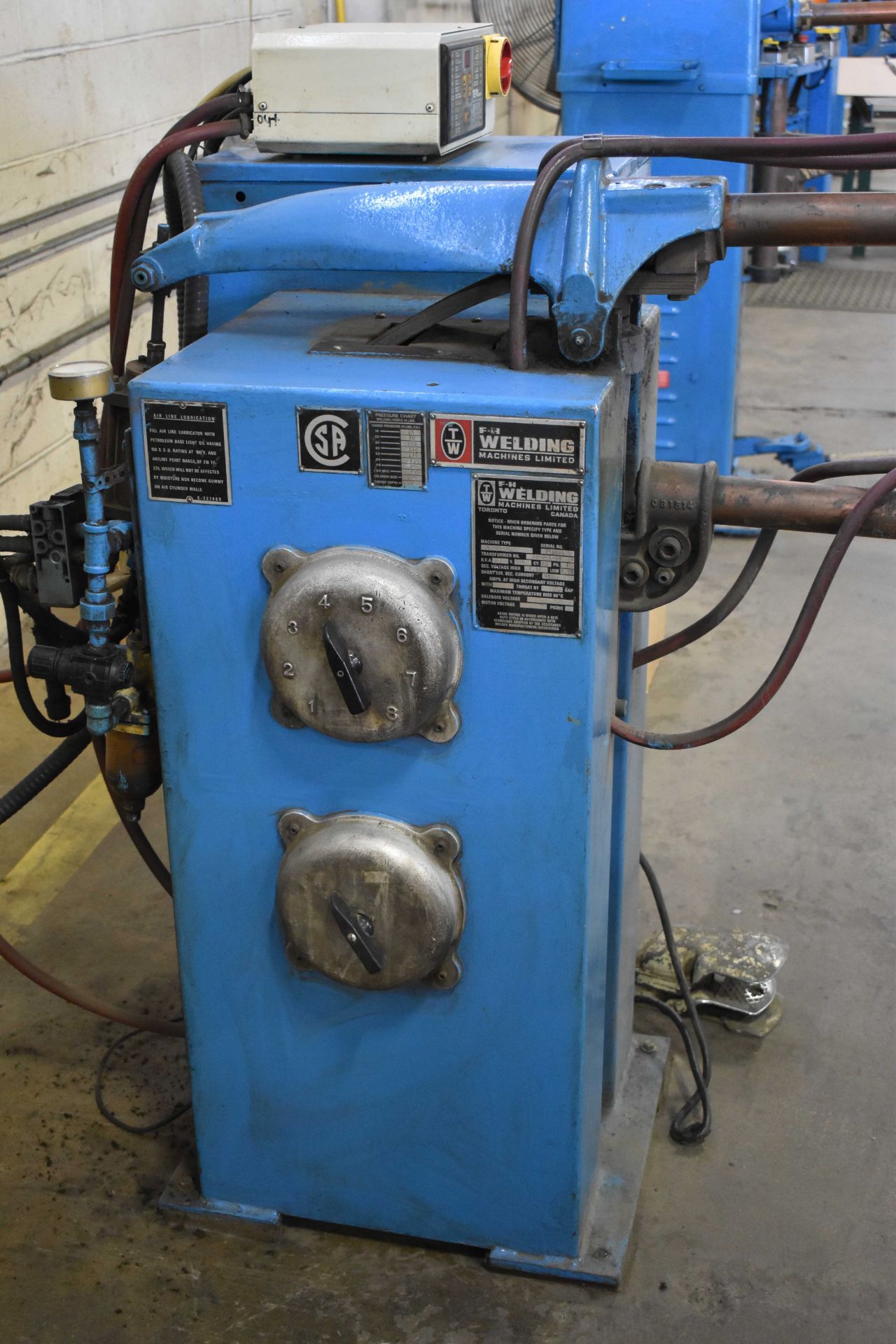 FH WELDING WB-24-20 ROCKER ARM TYPE SPOT WELDER WITH TE90 MARK II DIGITAL CONTROL, 20 KVA, 28" - Image 3 of 4