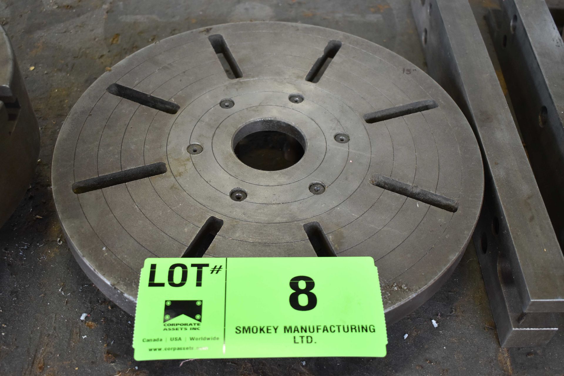 LOT/ 12" 4 JAW CHUCK WITH 15" BACKING PLATE - Image 3 of 3