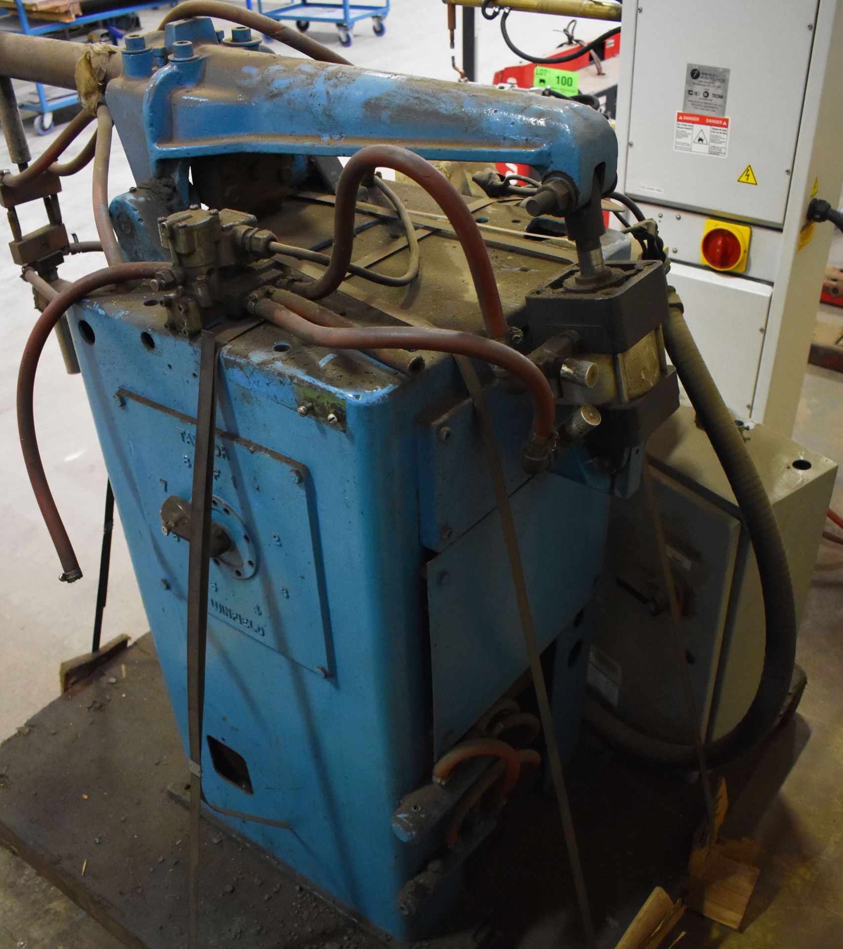 TAYLOR WINFIELD 25/50 KVA ROCKER ARM TYPE SPOT WELDER WITH MEDAR DIGITAL CONTROL, S/N: 50987 - Image 5 of 6