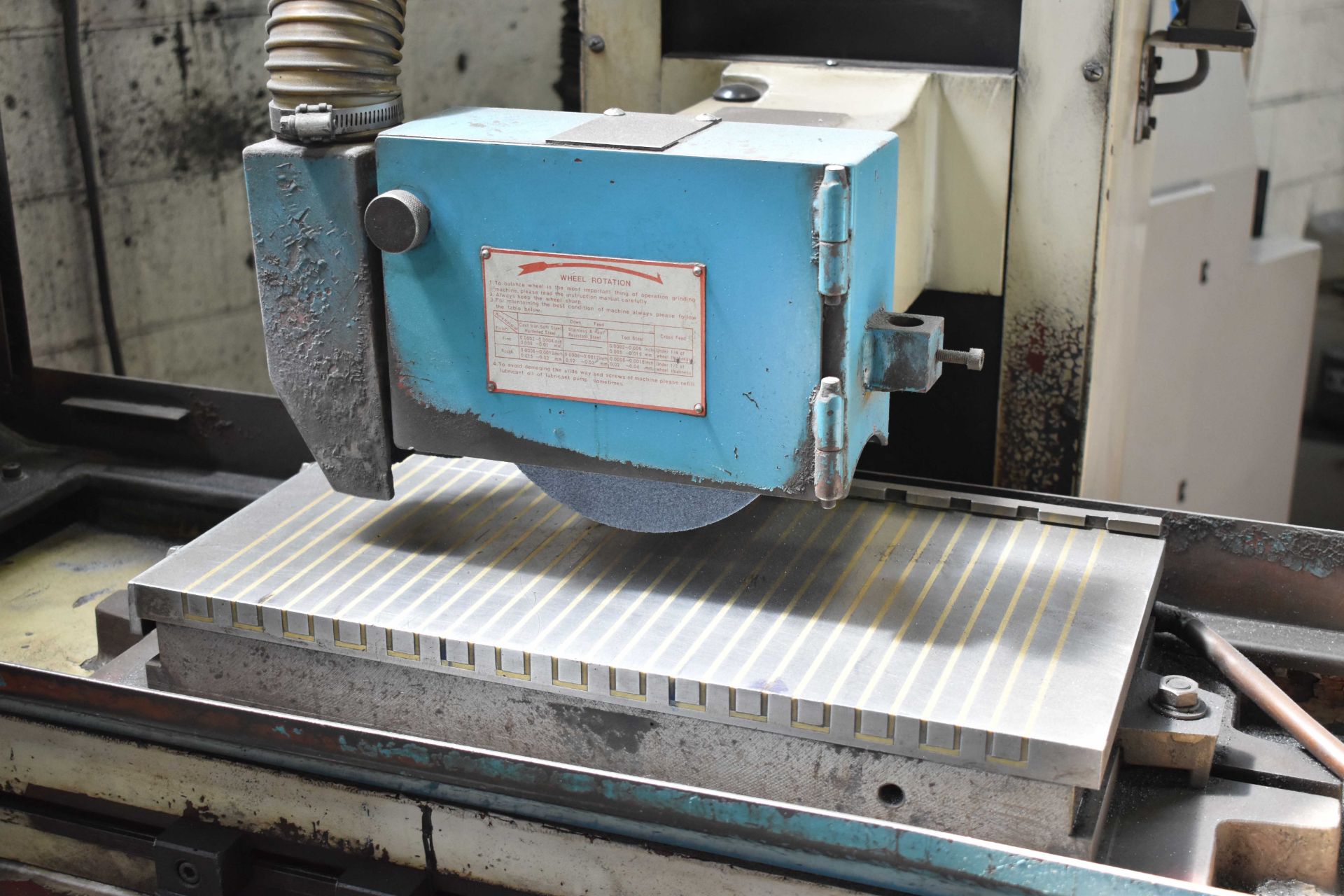 PERFECT PFG-2550AH HYDRAULIC SURFACE GRINDER WITH 19.5"X10" MAGNETIC CHUCK, 8" GRINDING WHEEL, - Image 2 of 8