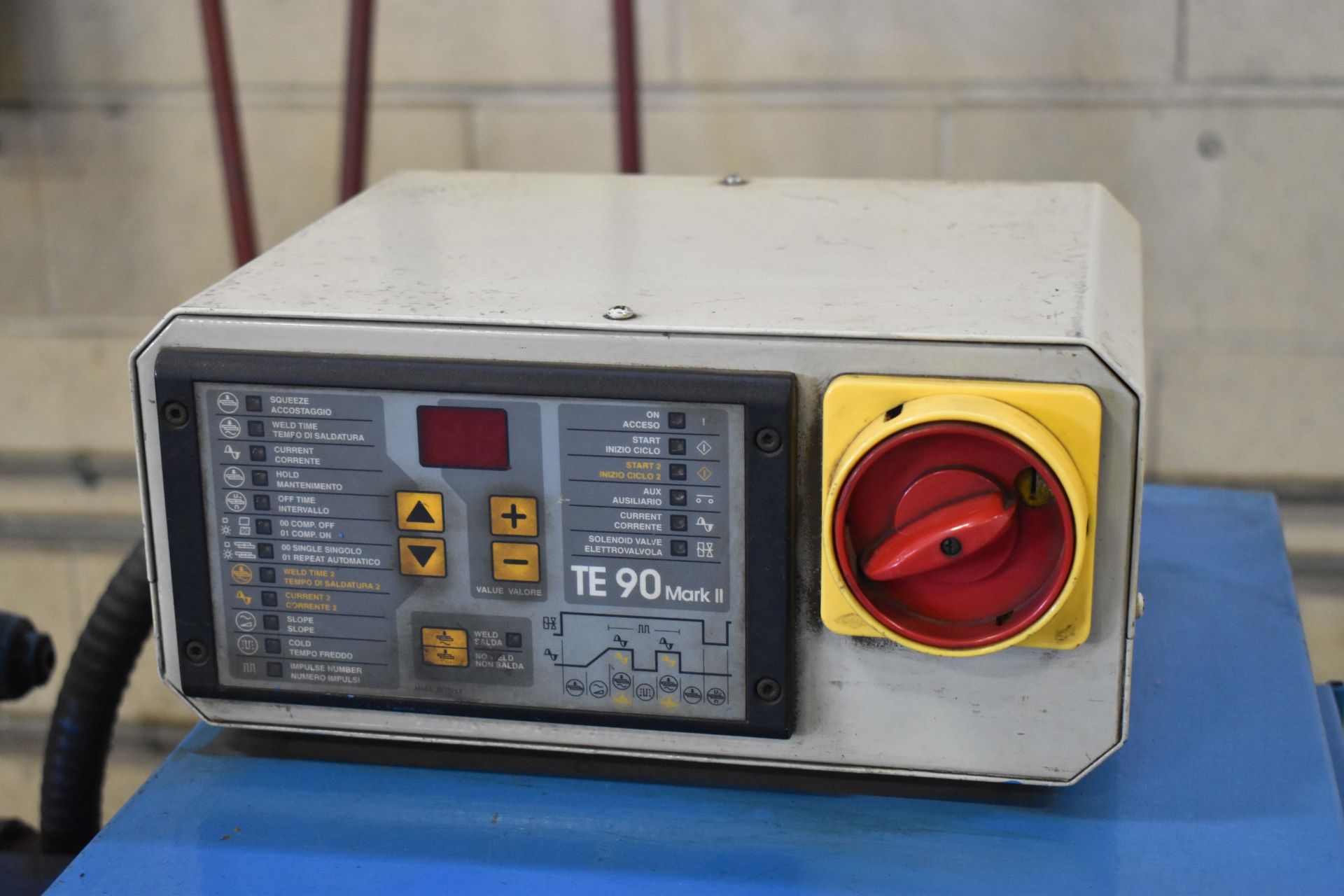 FH WELDING WB-24-20 ROCKER ARM TYPE SPOT WELDER WITH TE90 MARK II DIGITAL CONTROL, 20 KVA, 28" - Image 2 of 4