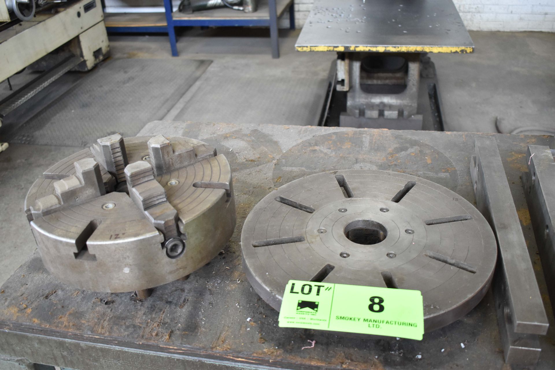 LOT/ 12" 4 JAW CHUCK WITH 15" BACKING PLATE