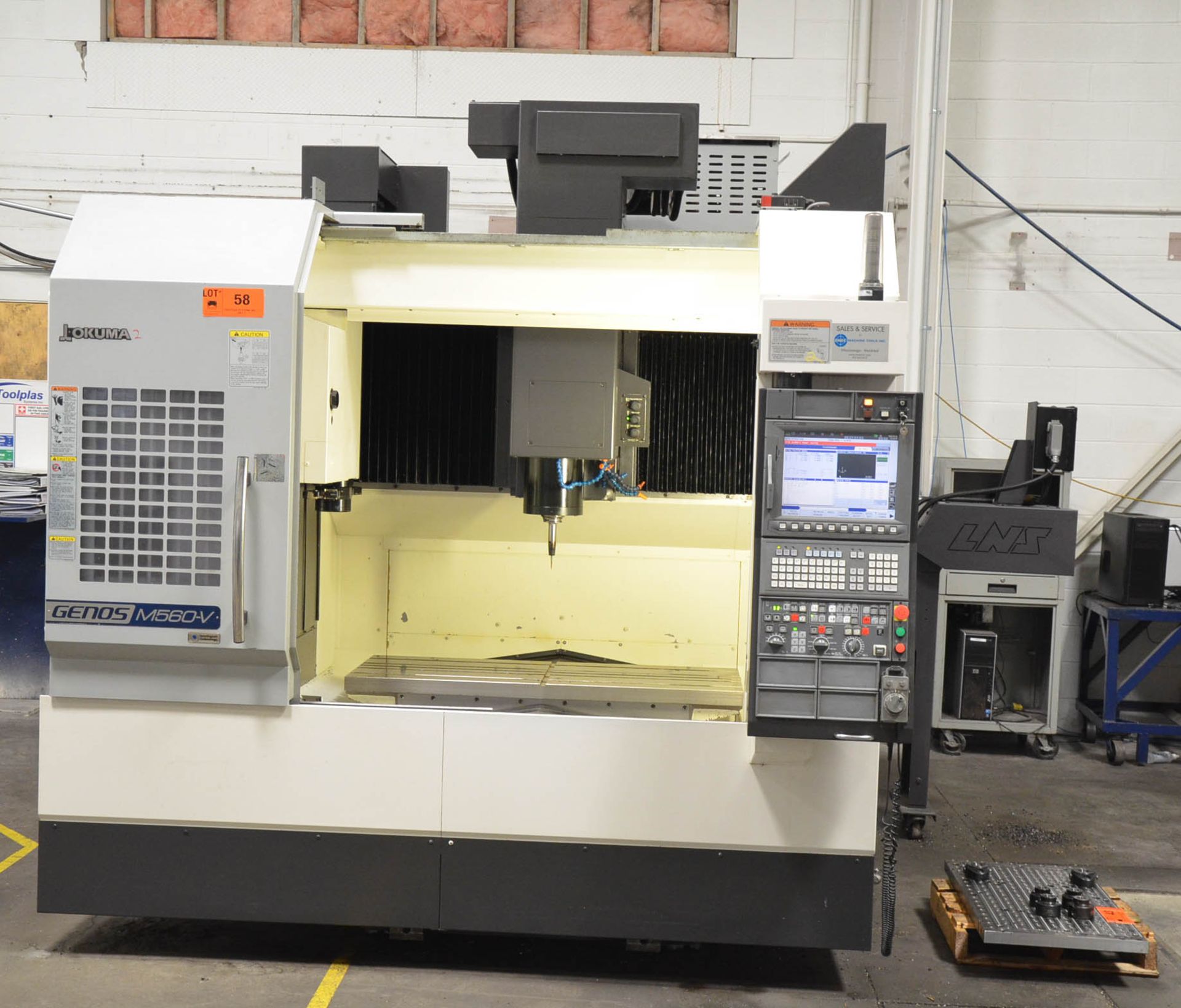 OKUMA (DEC-2014) GENOS M560-V CNC VERTICAL MACHINING CENTER WITH OKUMA OSP-P300M CNC CONTROL, 22" - Image 2 of 12