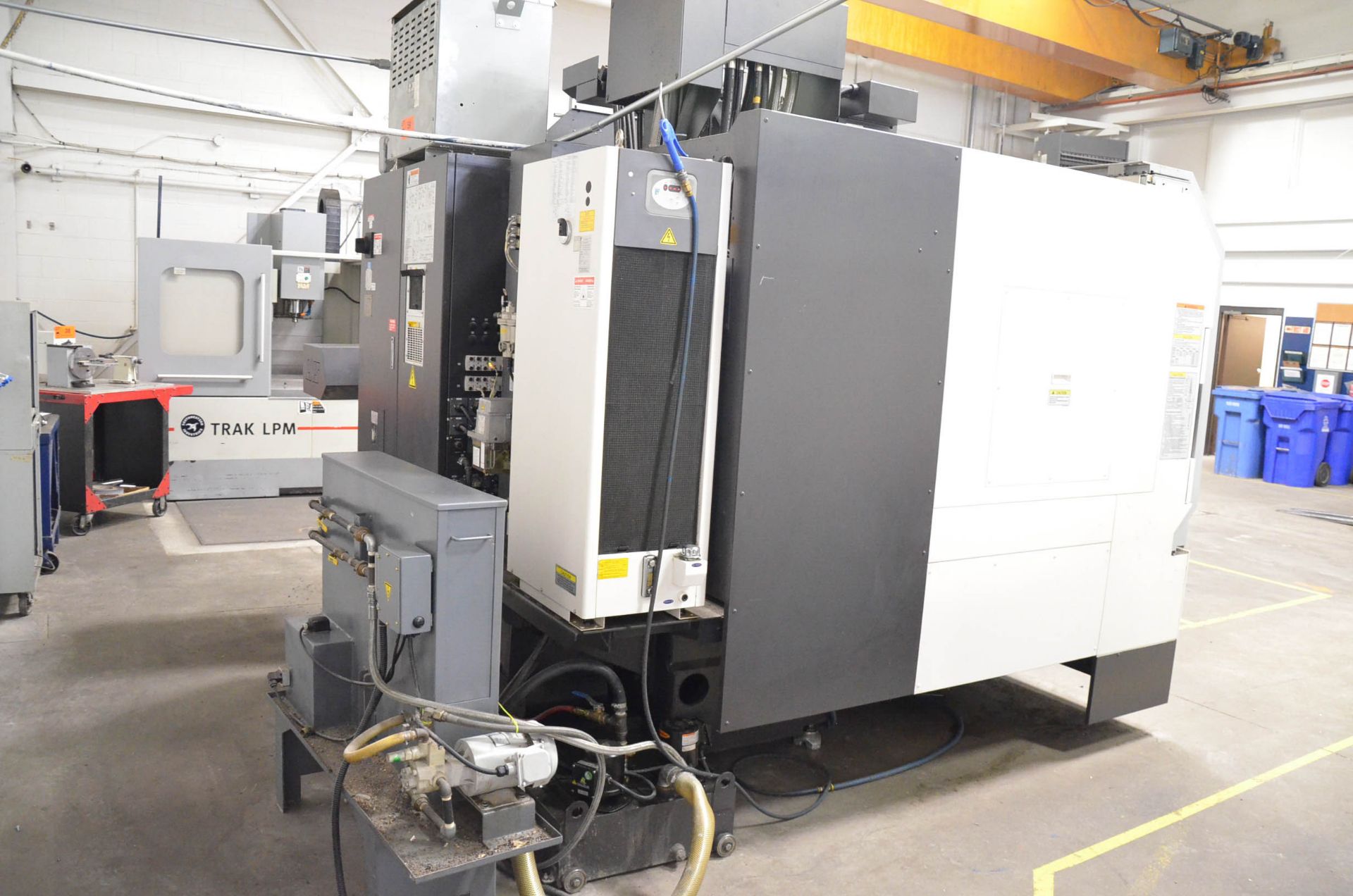 OKUMA (DEC-2014) GENOS M560-V CNC VERTICAL MACHINING CENTER WITH OKUMA OSP-P300M CNC CONTROL, 22" - Image 9 of 12