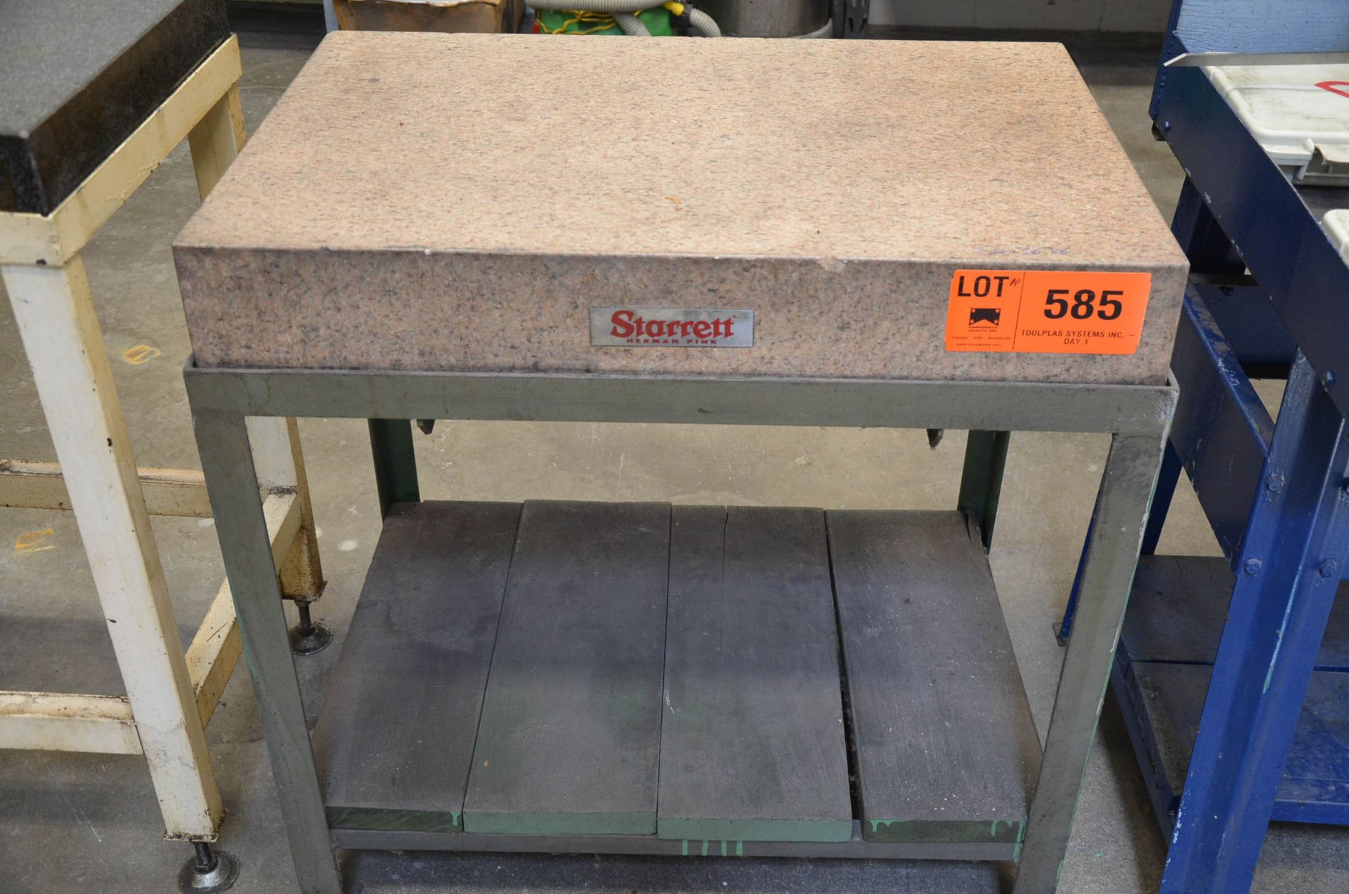 STARRET 24" x 36" x 6" GRANITE SURFACE PLATE WITH STAND