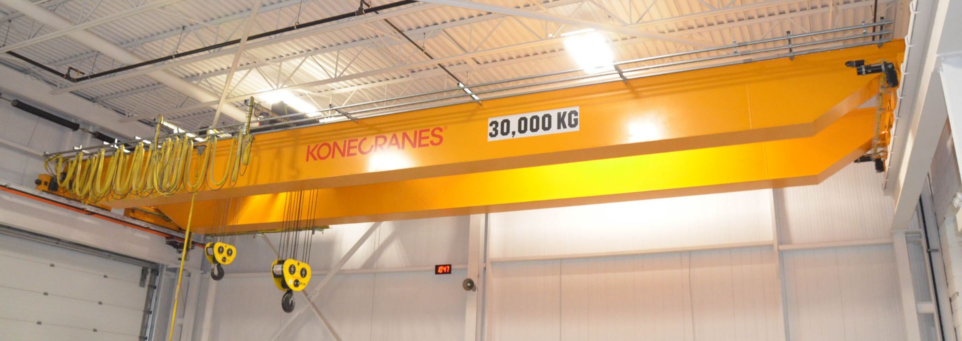 KONE (2018) 30TON CAPACITY DOUBLE GIRDER TOP-RUNNING OVERHEAD BRIDGE CRANE WITH APPROX. 45' SPAN,