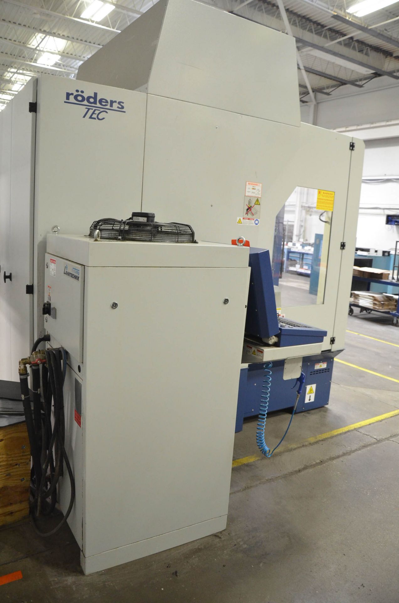 RODERS TEC (2017) RXP601DSHZ2 5-AXIS HIGH SPEED CNC MACHINING CENTER WITH ROEDERS TEC RMS6 CNC - Image 7 of 12