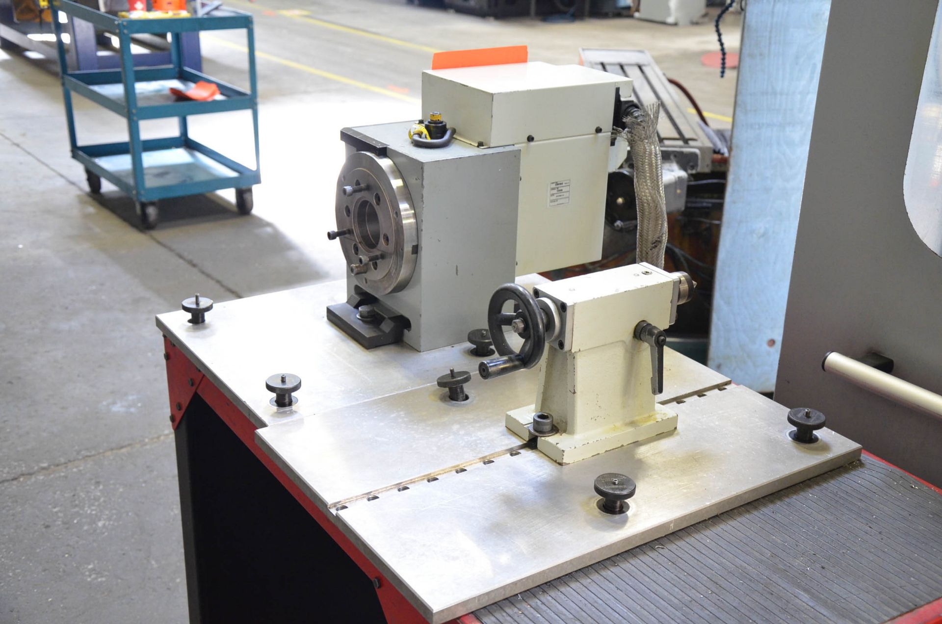 SWI (2014) 28060 8" DIA. FOURTH AXIS ROTARY TABLE WITH TAIL STOCK, SOUTHWESTERN TOOL CART, S/N - Image 3 of 3