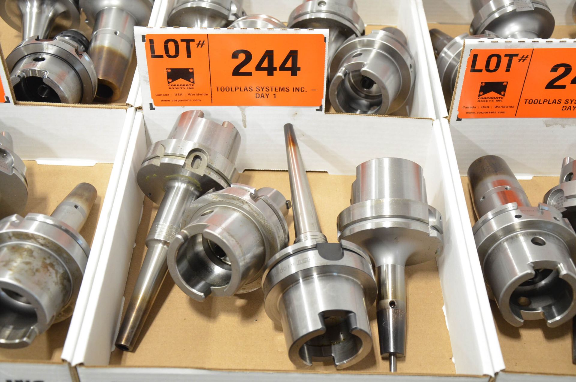 LOT/ (4) HSK-100A TOOL HOLDERS