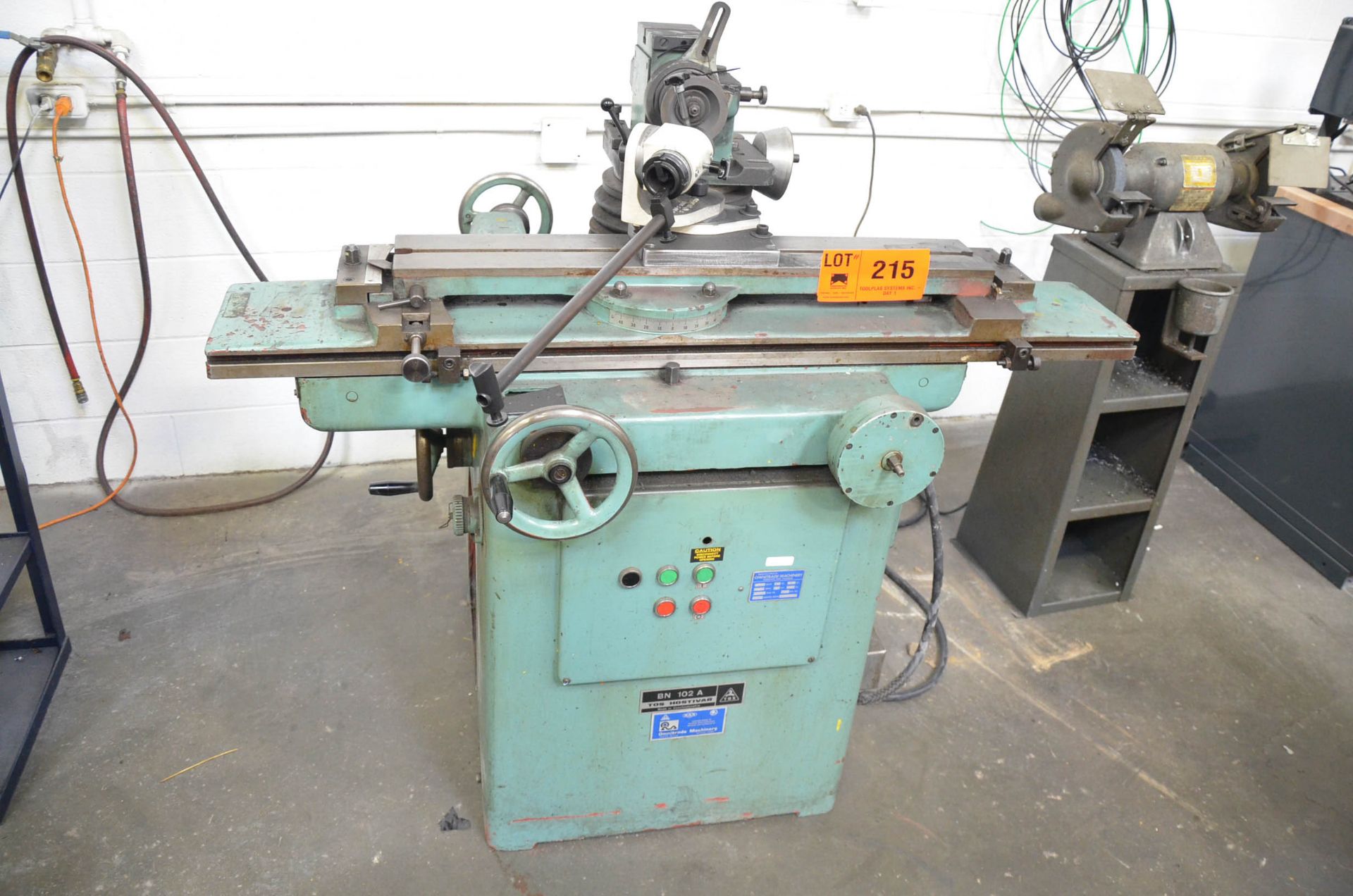 TOS HOSTIVAR BN102A FLOOR-TYPE TOOL AND CUTTER GRINDER, 575V/3PH/60HZ, S/N: 789 (CI) [RIGGING FEES