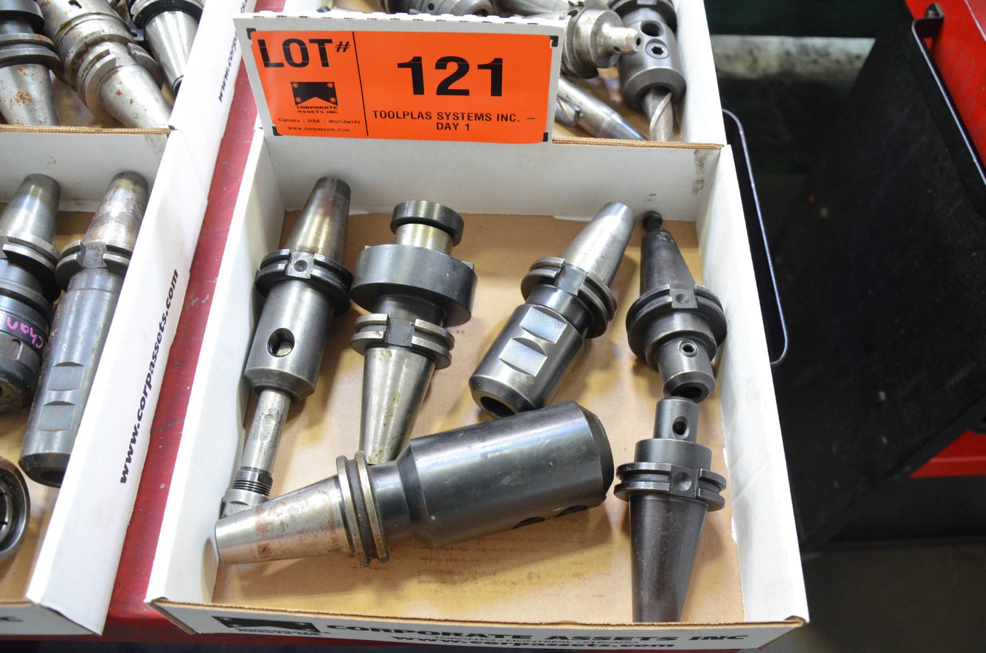 LOT/ (6) CAT40 TOOL HOLDERS