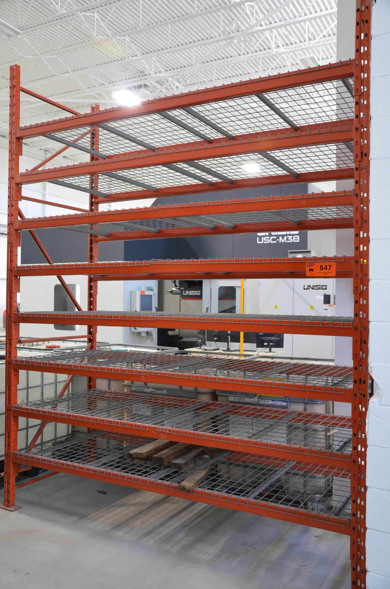 (1) SECTION OF ADJUSTABLE PALLET RACK