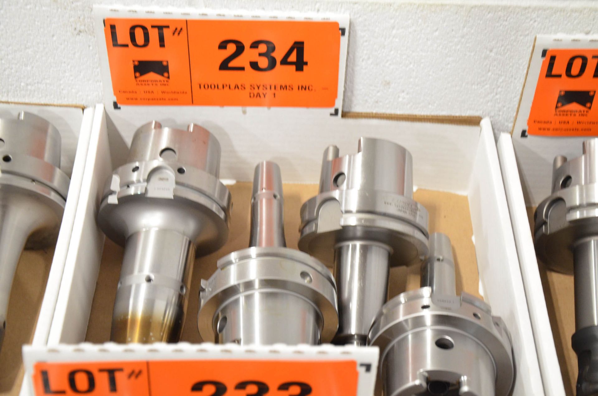 LOT/ (4) HSK-100A TOOL HOLDERS