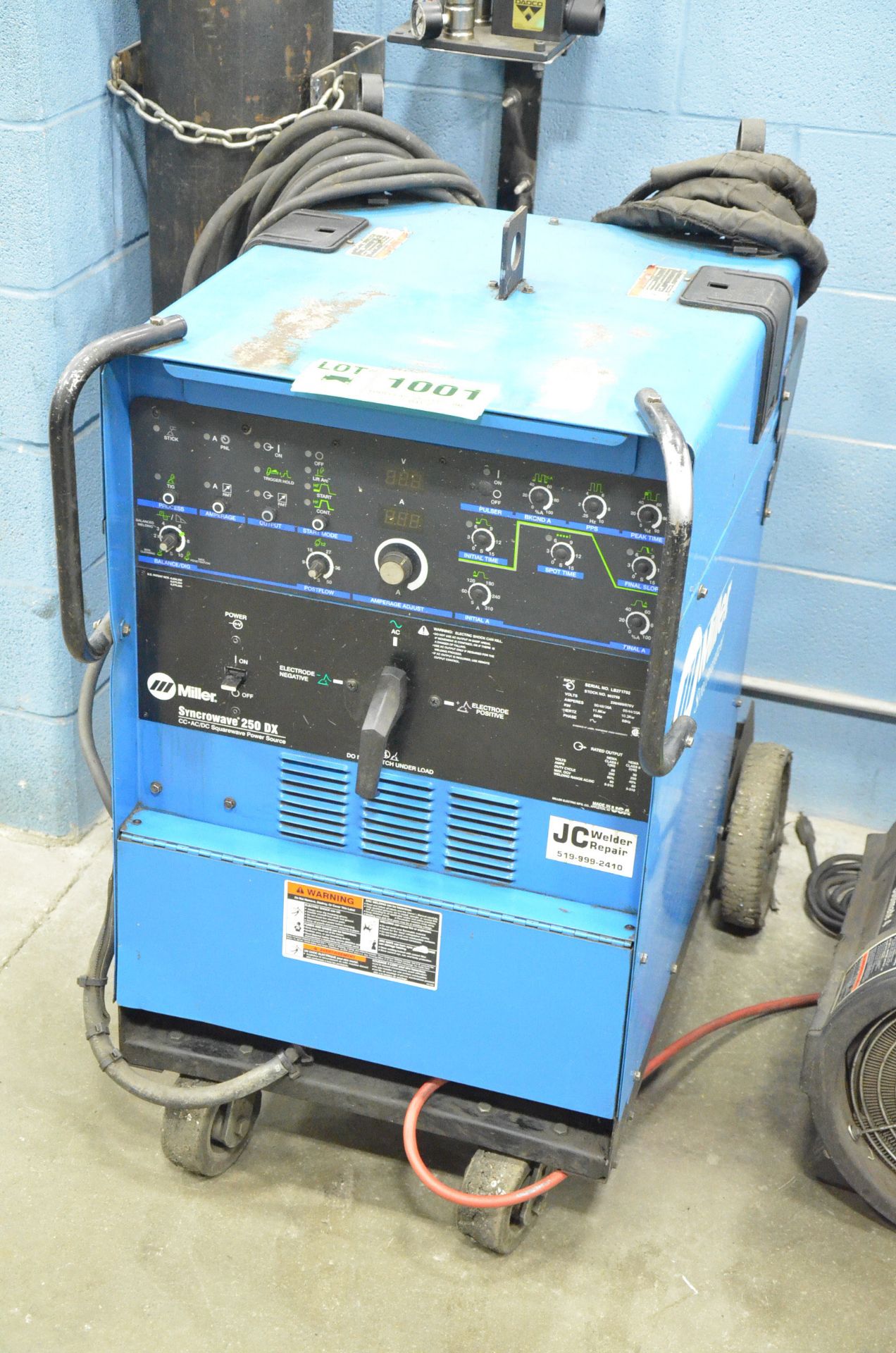 MILLER SYNCROWAVE 250 DX PORTABLE DIGITAL TIG WELDER WITH CABLES AND GUN, S/N: LB271702 (GAS