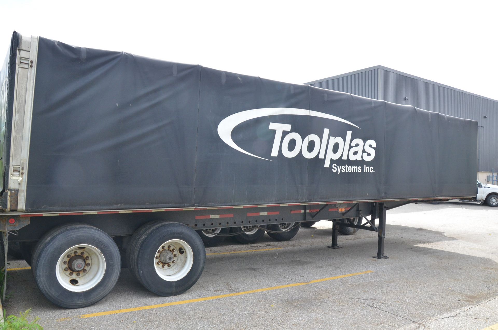 TRAILERMOBILE F71T-6RAG TANDEM AXLE 45' FLAT BED TRAILER WITH ROLLING TARP, VIN: 1PTF7ATAXR9014778 - Image 6 of 6