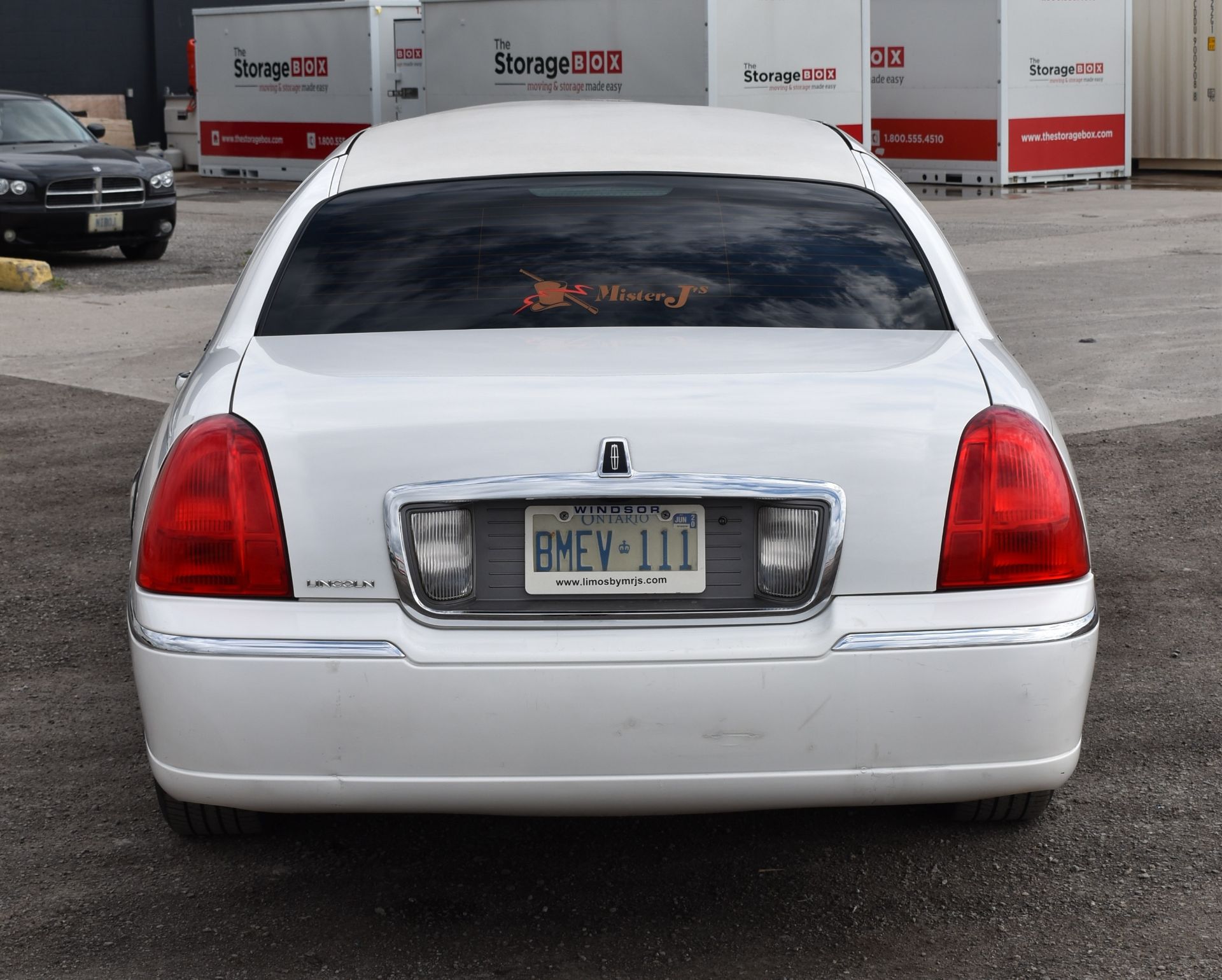 LINCOLN (2007) TOWN CAR 8 PASSENGER STRETCH LIMOUSINE WITH 8 CYLINDER 4.6L GAS ENGINE, 280,461KM ( - Image 5 of 23