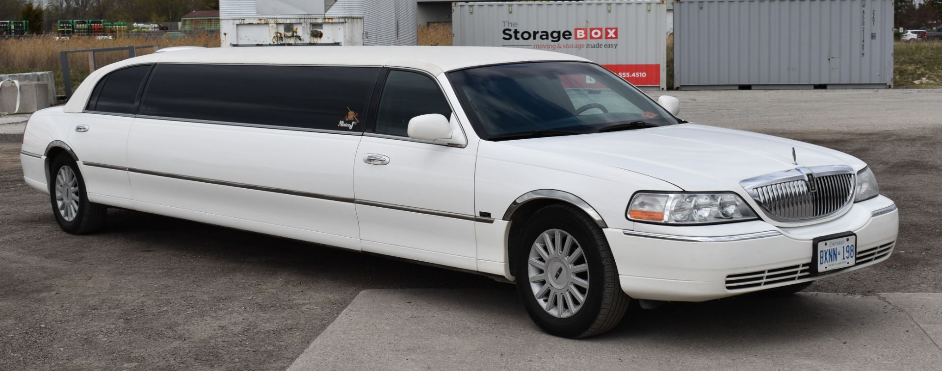 LINCOLN (2007) TOWN CAR 8 PASSENGER STRETCH LIMOUSINE WITH 8 CYLINDER 4.6L GAS ENGINE, 175,728KM ( - Bild 4 aus 21