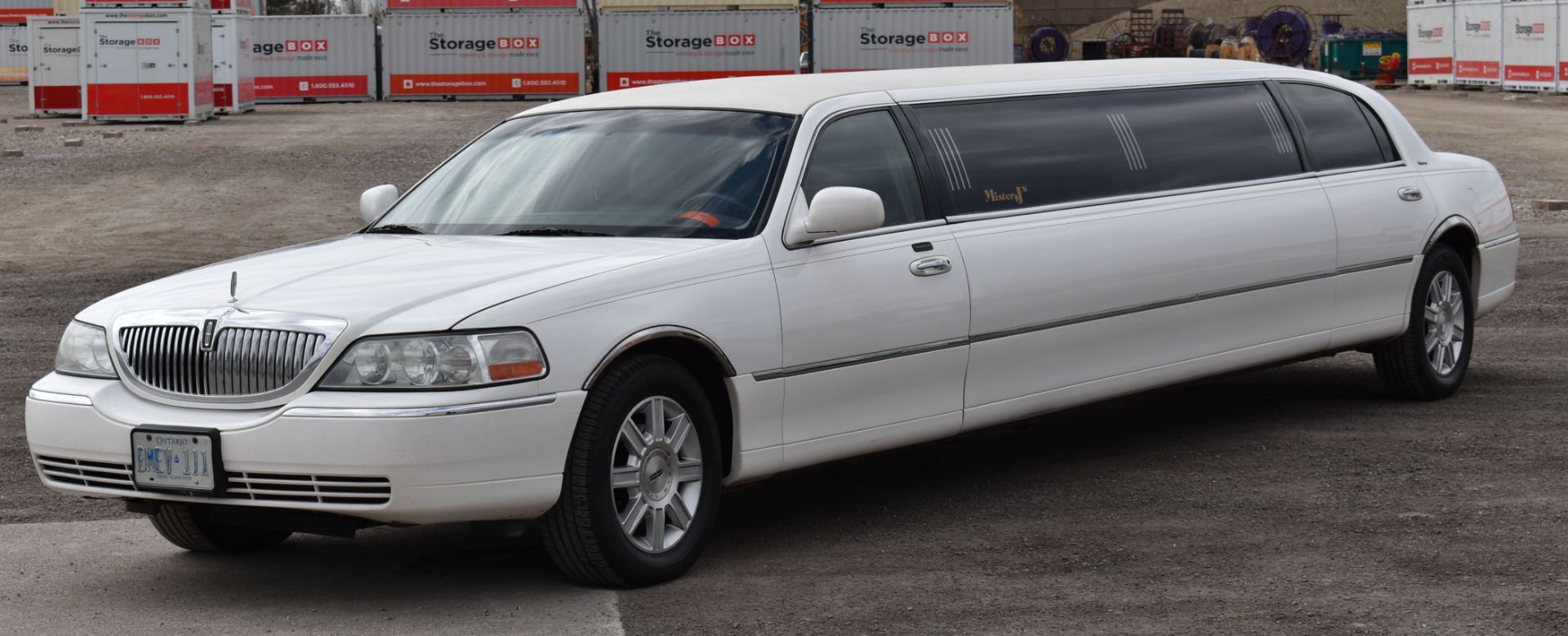 LINCOLN (2007) TOWN CAR 8 PASSENGER STRETCH LIMOUSINE WITH 8 CYLINDER 4.6L GAS ENGINE, 280,461KM (
