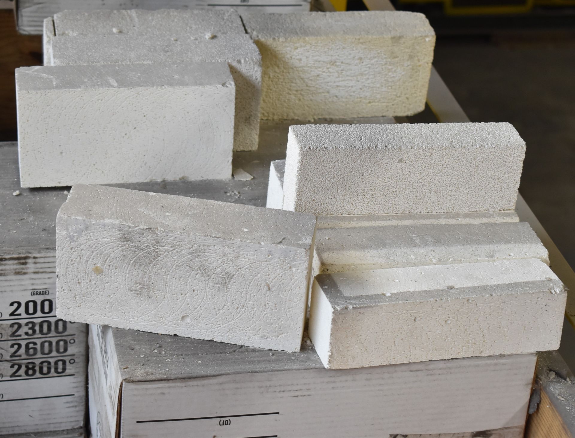 LOT/ REFRACTORY BRICKS - Image 2 of 3