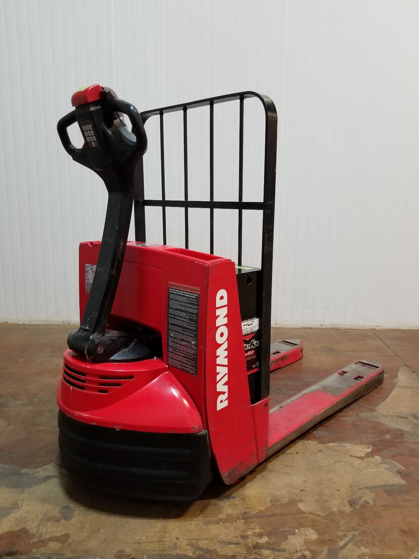 RAYMOND (2004) 102T 4500 LB. CAPACITY 24V WALK-BEHIND ELECTRIC PALLET JACK WITH CHARGER, 1346 HRS ( - Image 2 of 2