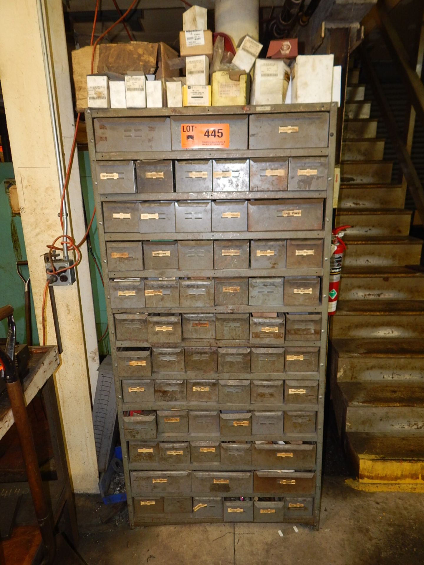 LOT/ STEEL CABINET WITH HARDWARE