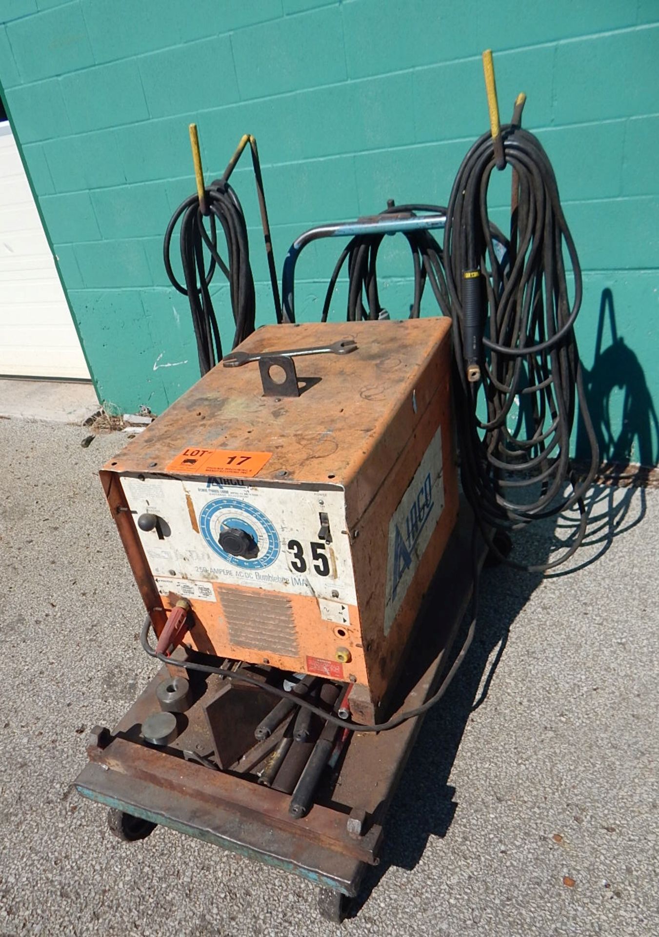 AIRCO PORTABLE STICK WELDER WITH CABLES AND GUN, S/N: 1341-0271