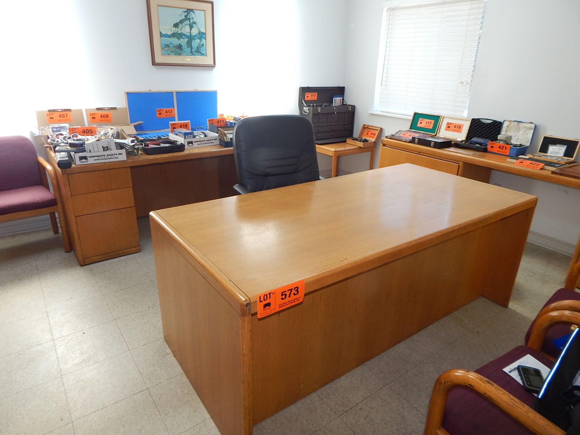 LOT/ CONTENTS OF OFFICE (FURNITURE ONLY)