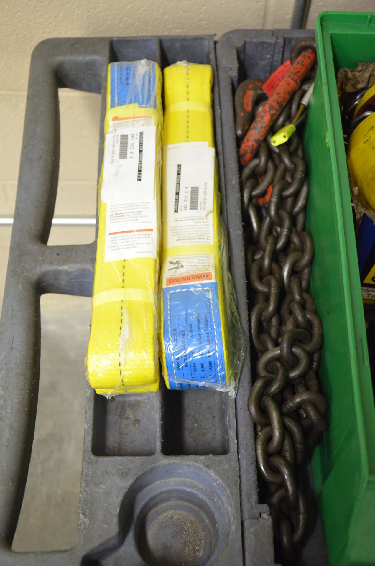 LOT/ (2) VGD 1-1/2 TON COME-A-LONGS, SHACKLES, EYE BOLTS, LIFTING SLINGS AND FALL ARREST HARNESSES - Image 6 of 7