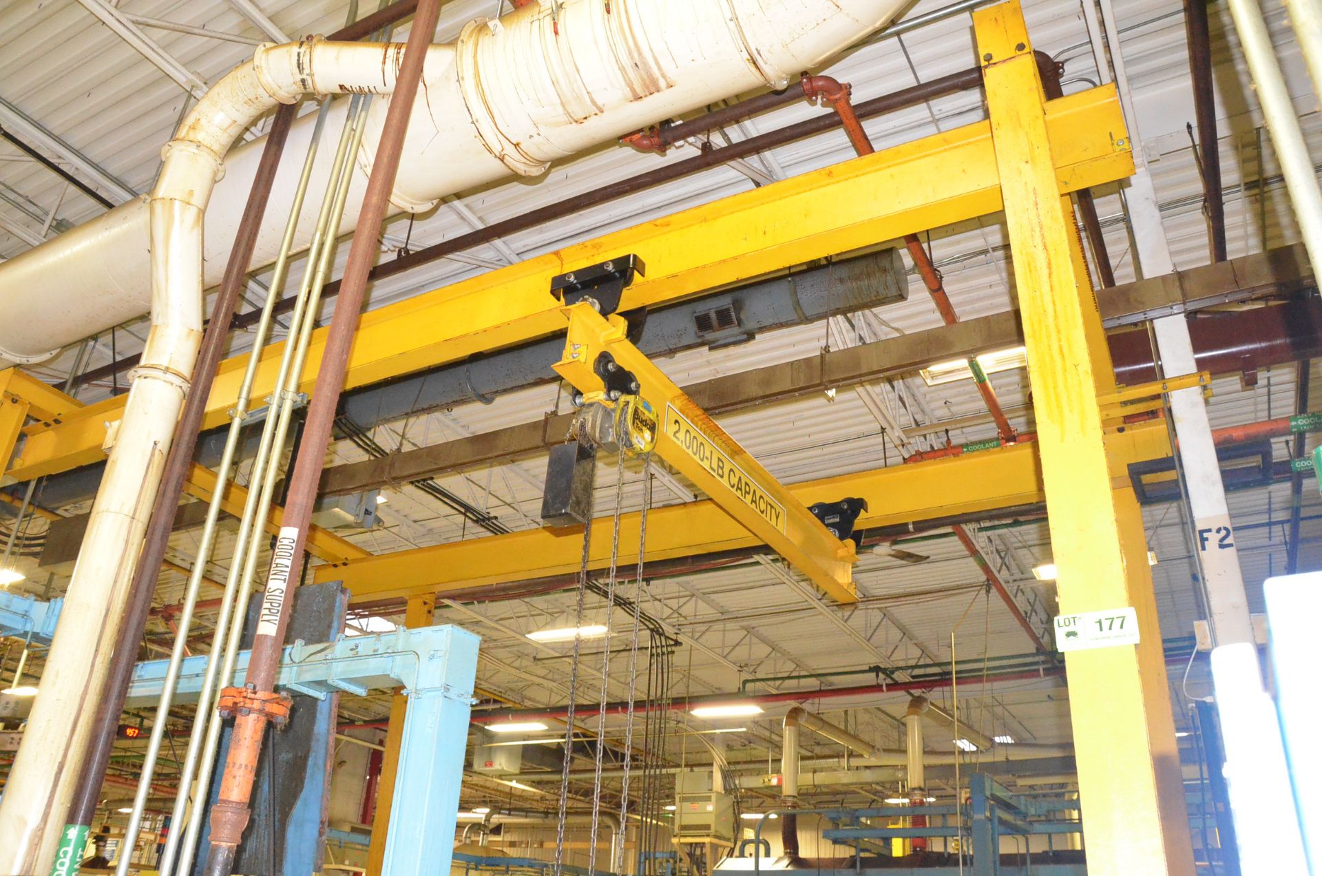 MFG UNKNOWN 2,000 LBS CAPACITY FREESTANDING GANTRY CRANE SYSTEM WITH APPROX 140" SPAN, 160"