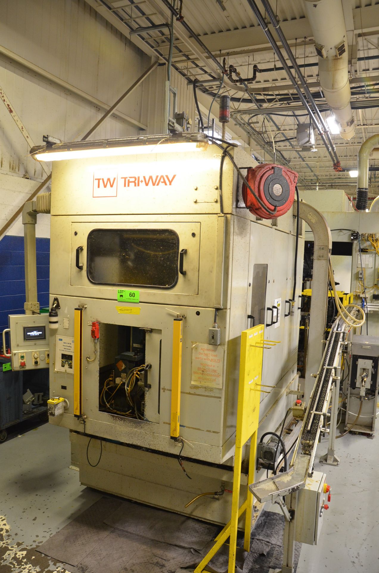 TRI-WAY (2016) OP20 CONNECTING ROD HYDRAULIC FRACTURING AND ASSEMBLY MACHINE WITH ALLEN BRADLEY - Image 2 of 10