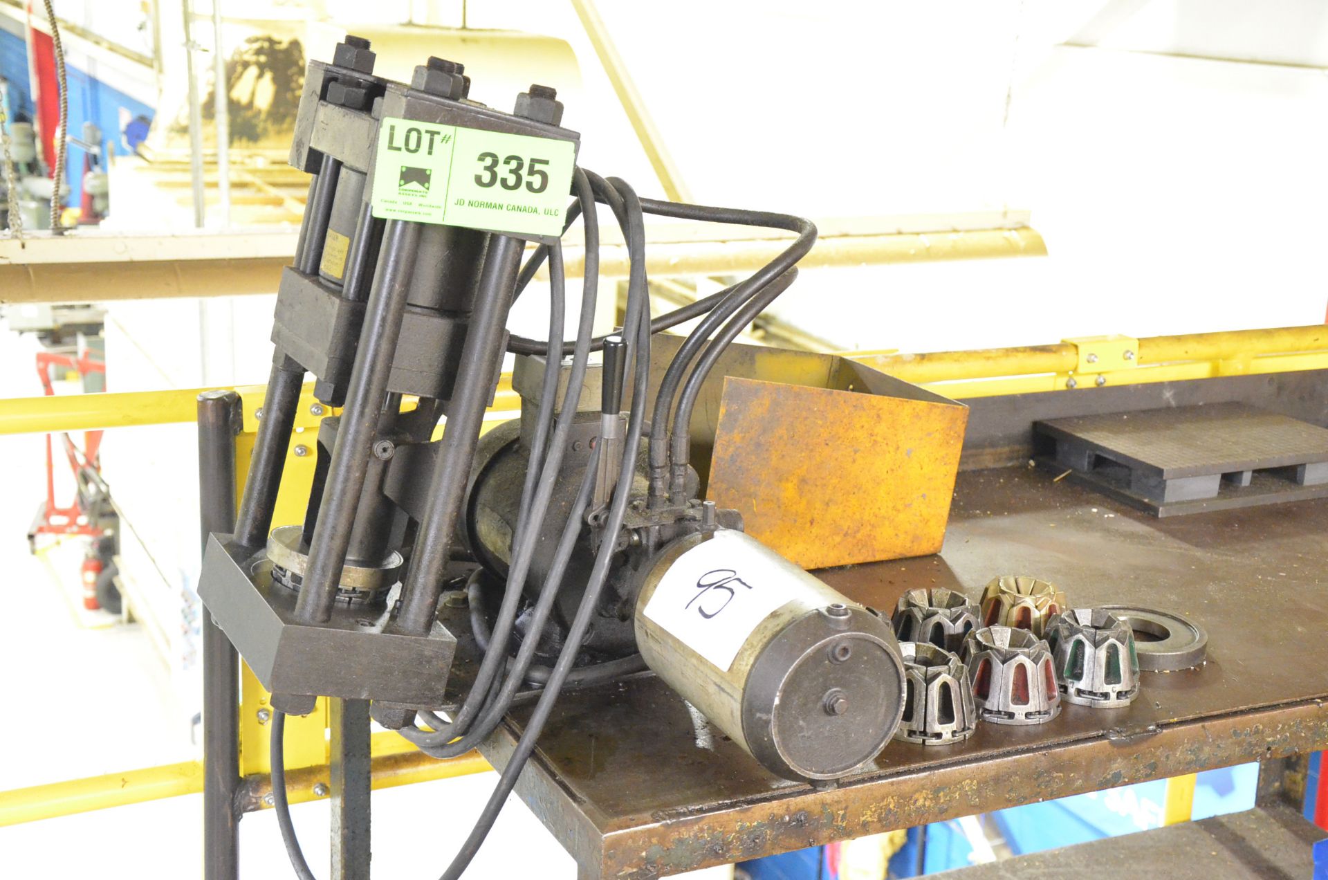 PARKER HYDRAULIC HOSE CRIMPER WITH BENCH AND DIES