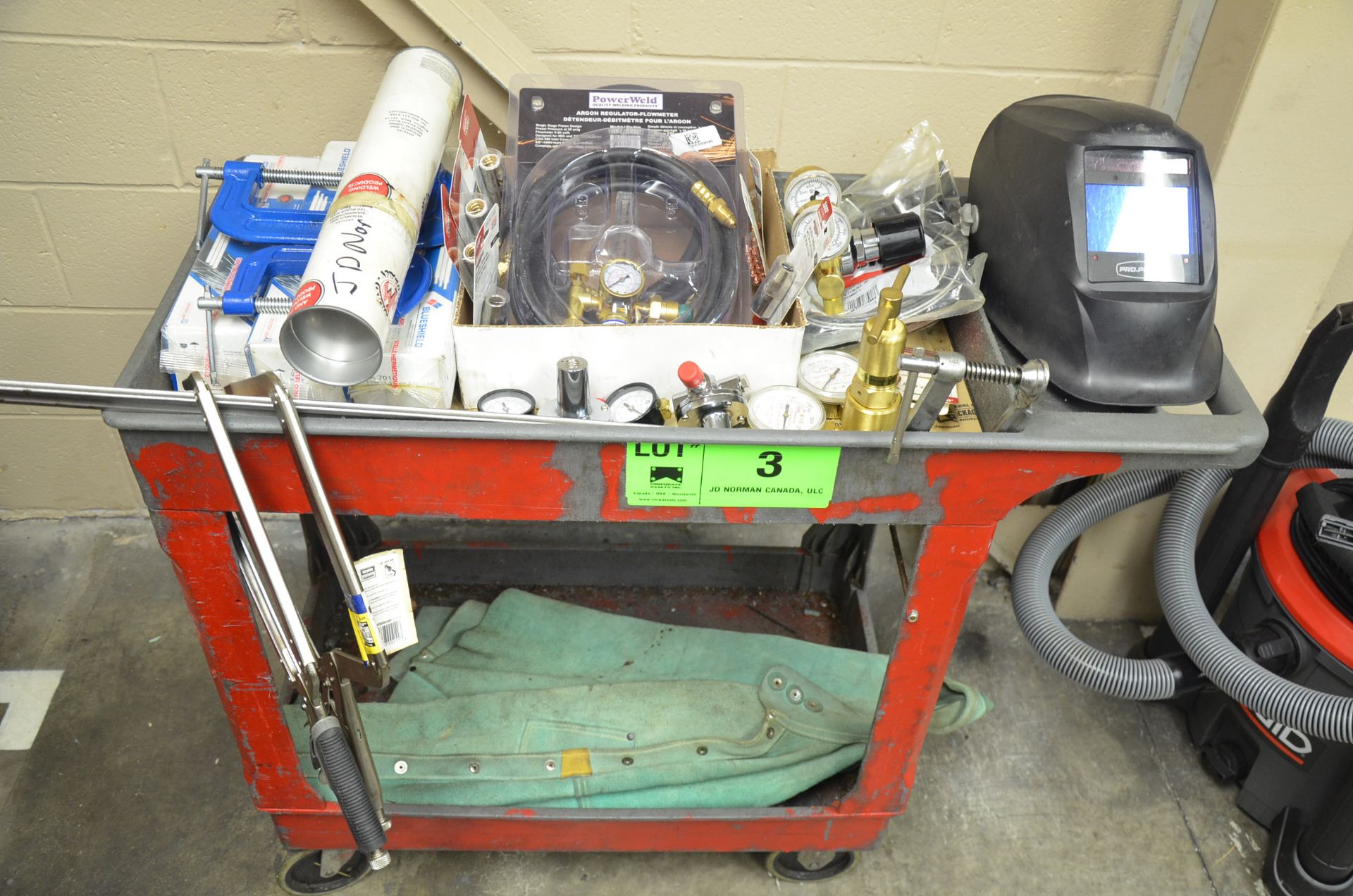 LOT/ WELDING AND CUTTING SUPPLIES WITH CART