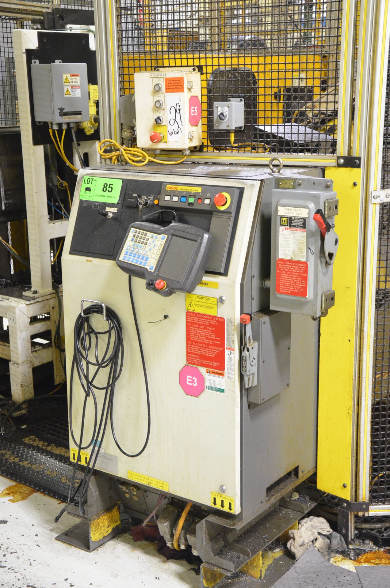 FANUC (2005) M-16IB 6-AXIS PICK AND PLACE ROBOT WITH FANUC SYSTEM R-J3-IB CONTROLLER, DIGITAL