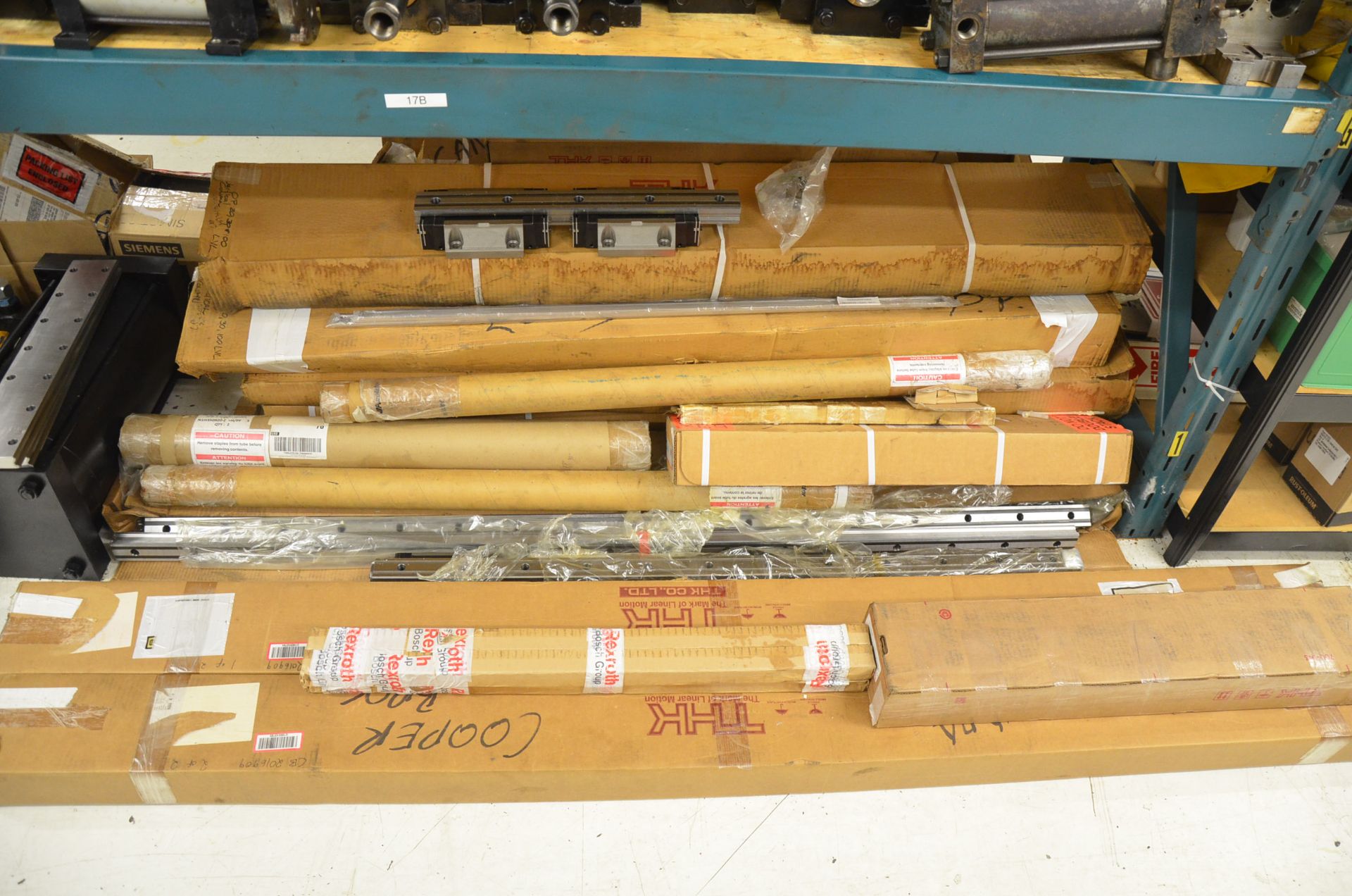 LOT/ CONTENTS OF SHELF - THK LINEAR GUIDES AND BEARINGS - Image 6 of 8