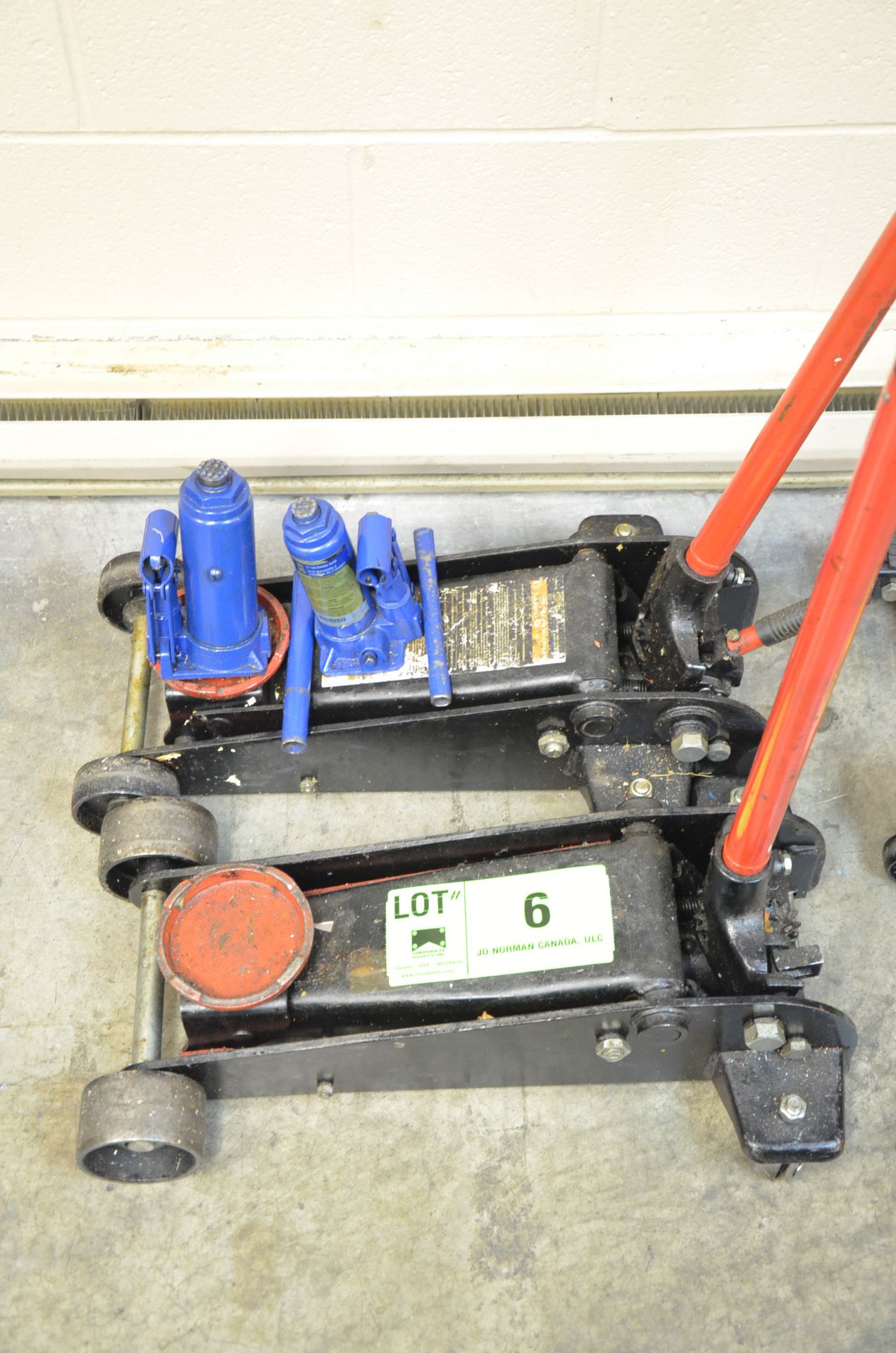 LOT/ HYDRAULIC FLOOR JACKS