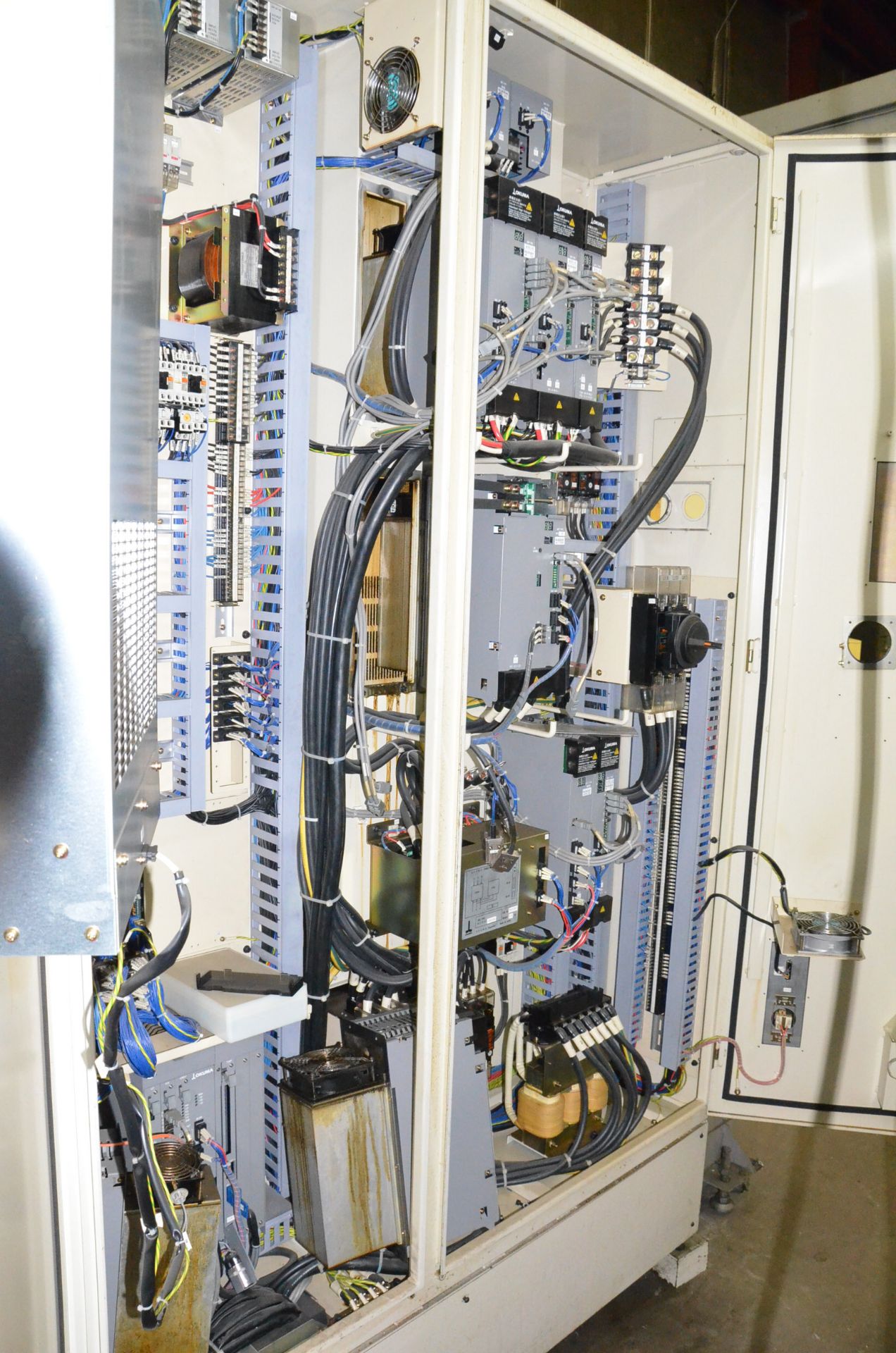 OKUMA MA-40HA CNC TWIN PALLET HORIZONTAL MACHINING CENTER WITH OKUMA OSP U-100M CNC CONTROL, 15. - Image 10 of 10