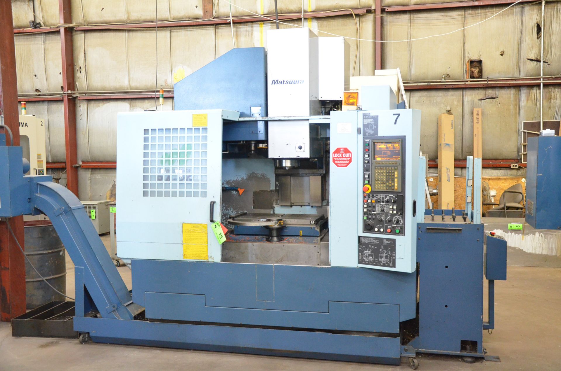 MATSUURA RA-2G CNC TWIN PALLET CNC VERTICAL MACHINING CENTER WITH MATSUURA YASNAC J300 CNC - Image 4 of 19