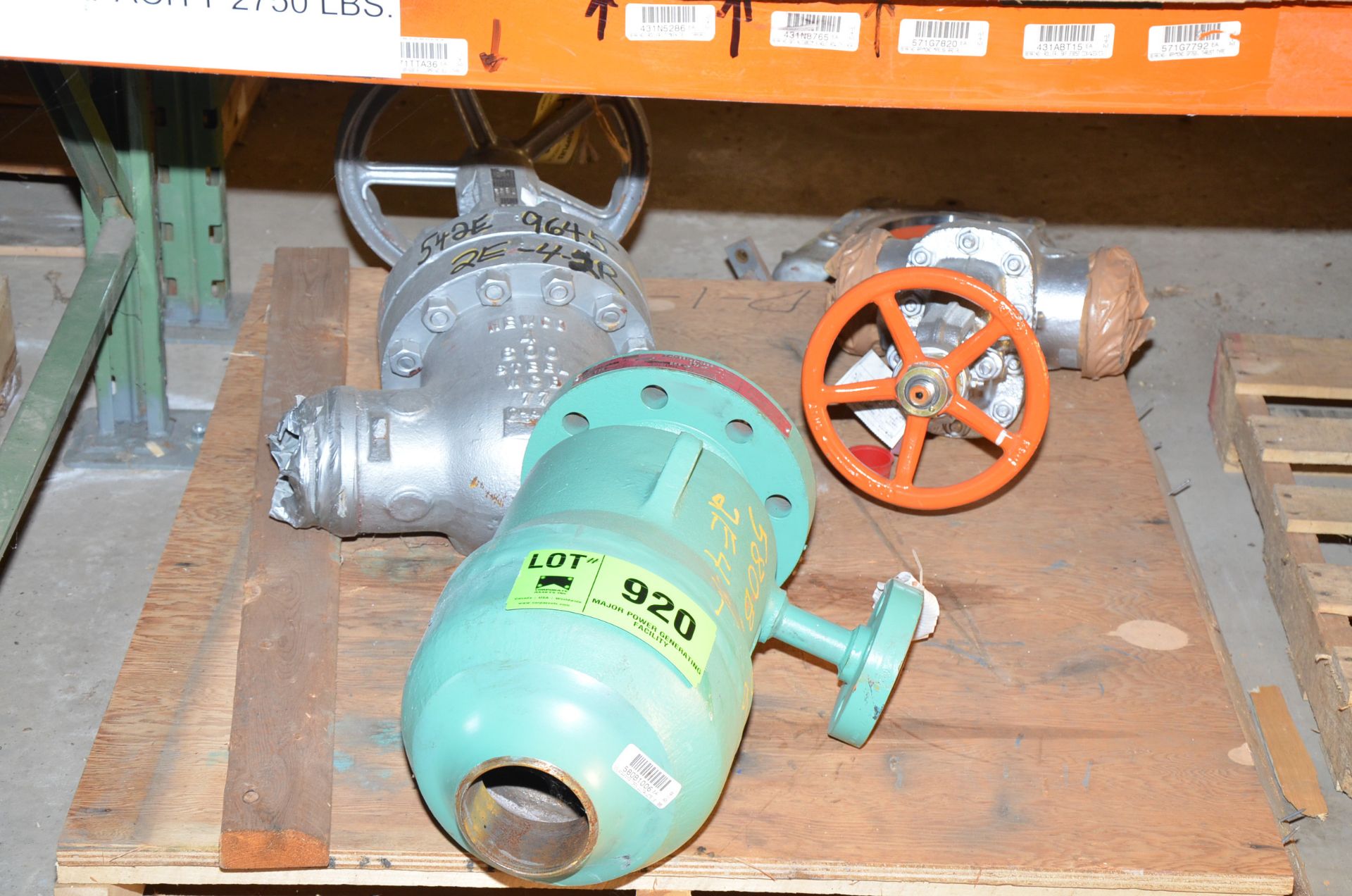 LOT/ SKID WITH CONTENTS - VALVES [RIGGING FEE FOR LOT #920 - $25 USD PLUS APPLICABLE TAXES]