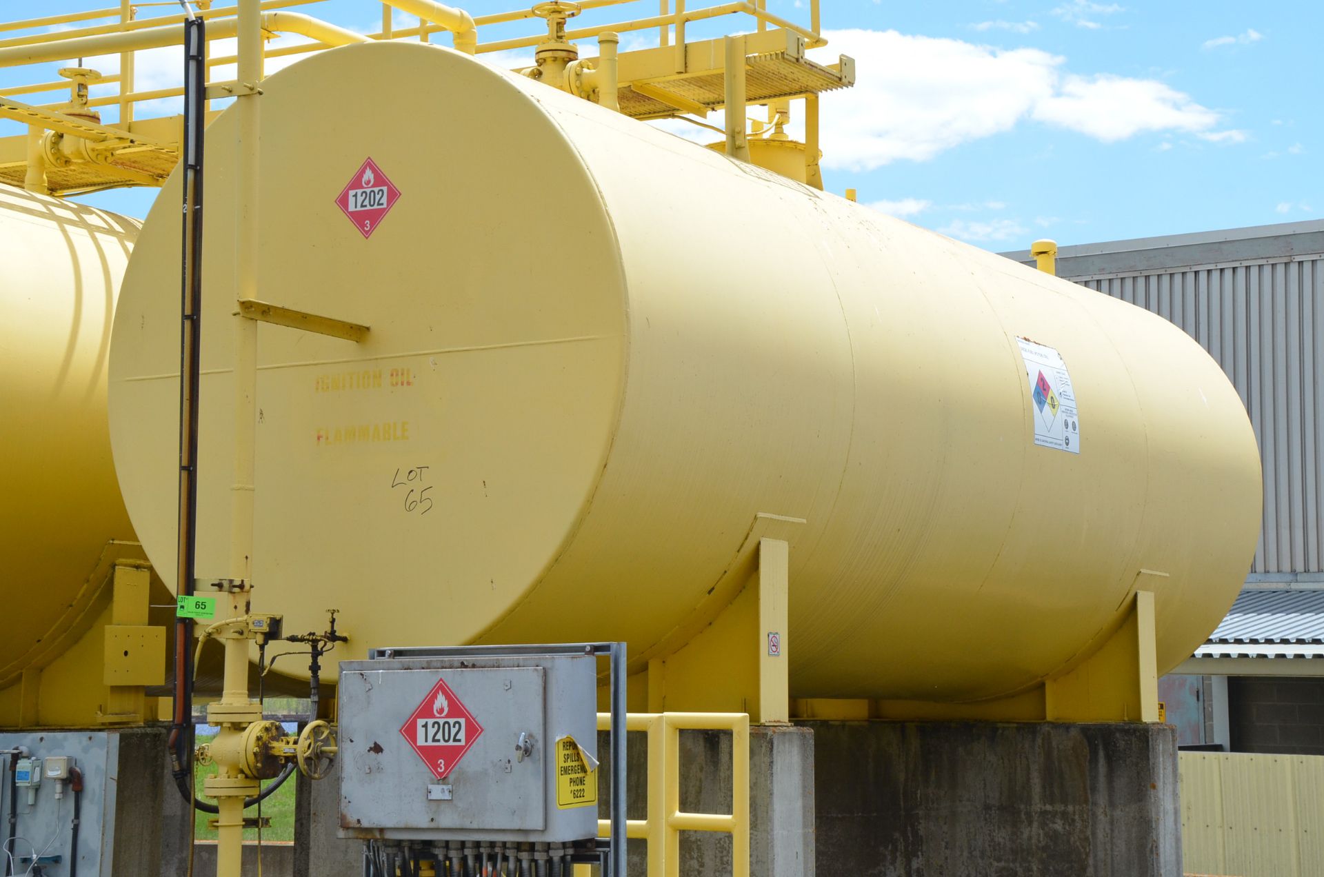 APPROX 12,500 GAL CAPACITY ABOVE GROUND FUEL OIL STORAGE TANK WITH VALVES, S/N N/A [RIGGING FEE