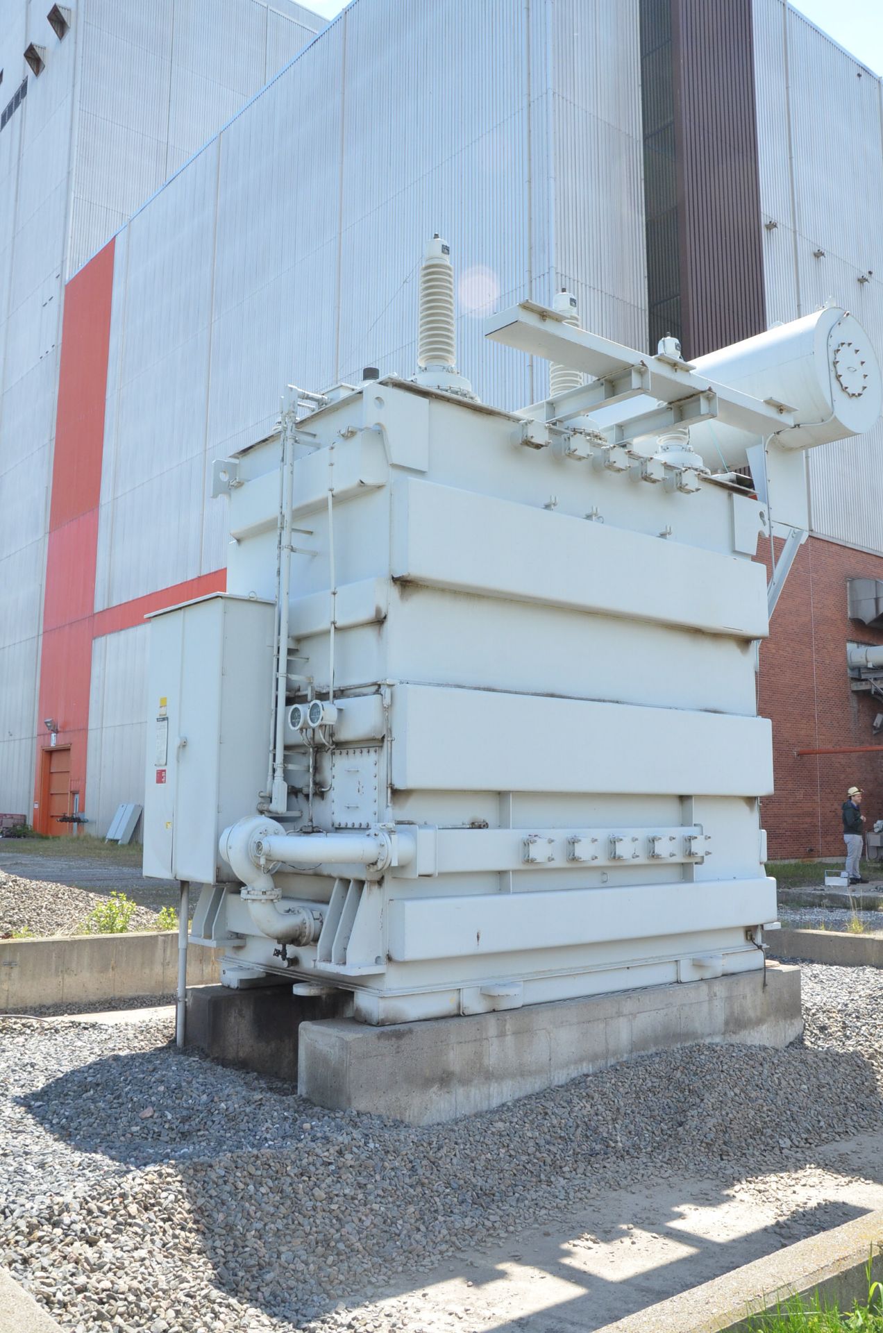 WESTINGHOUSE OFAFI 96-128-160MVA/116-17,1KV/3PH/60HZ HIGH VOLTAGE PAD TYPE TRANSFORMER, S/N - Image 5 of 8