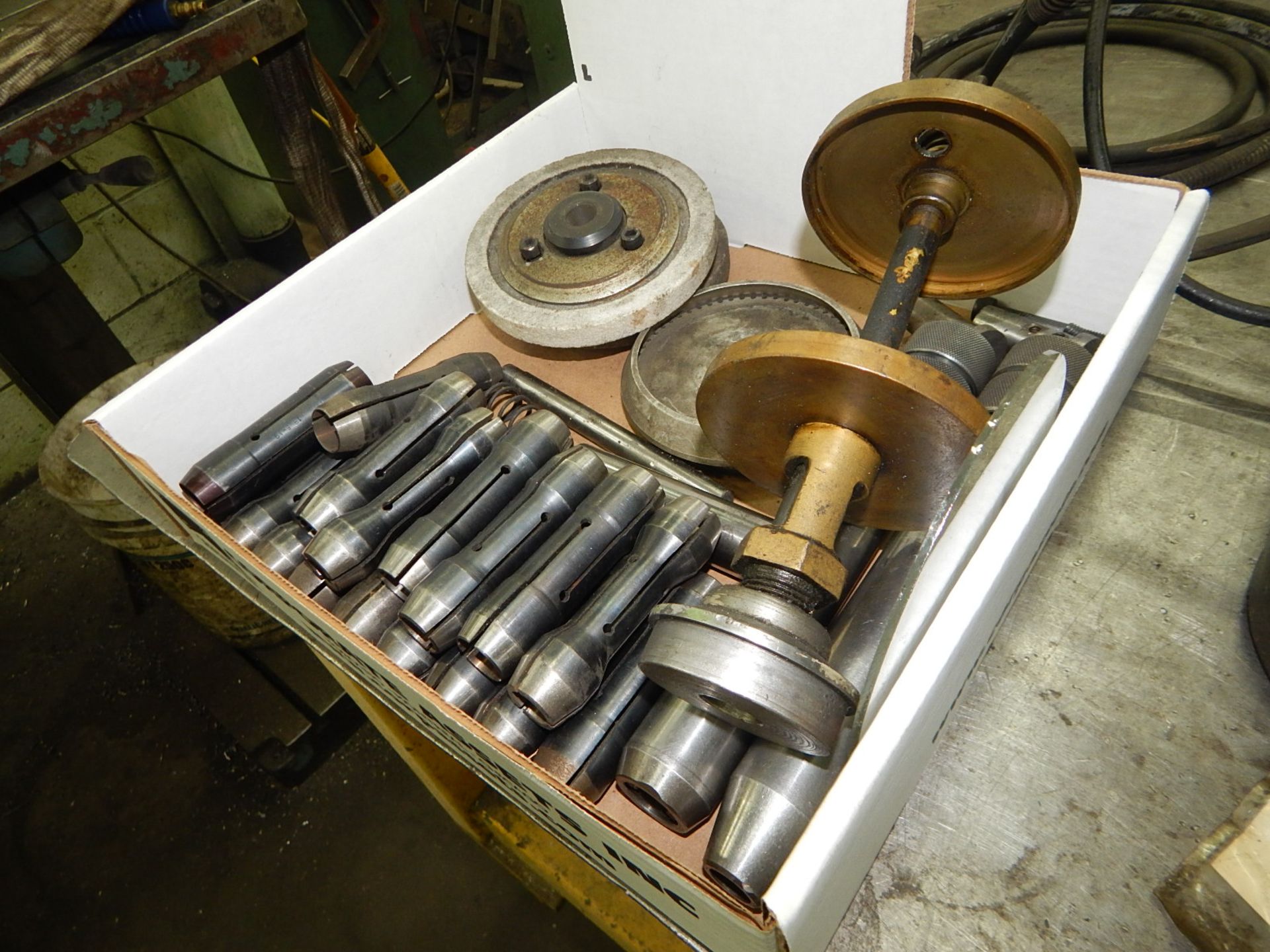 LOT/ OPTIMA TOOL CUTTER GRINDER WITH COLLETS - Image 6 of 6