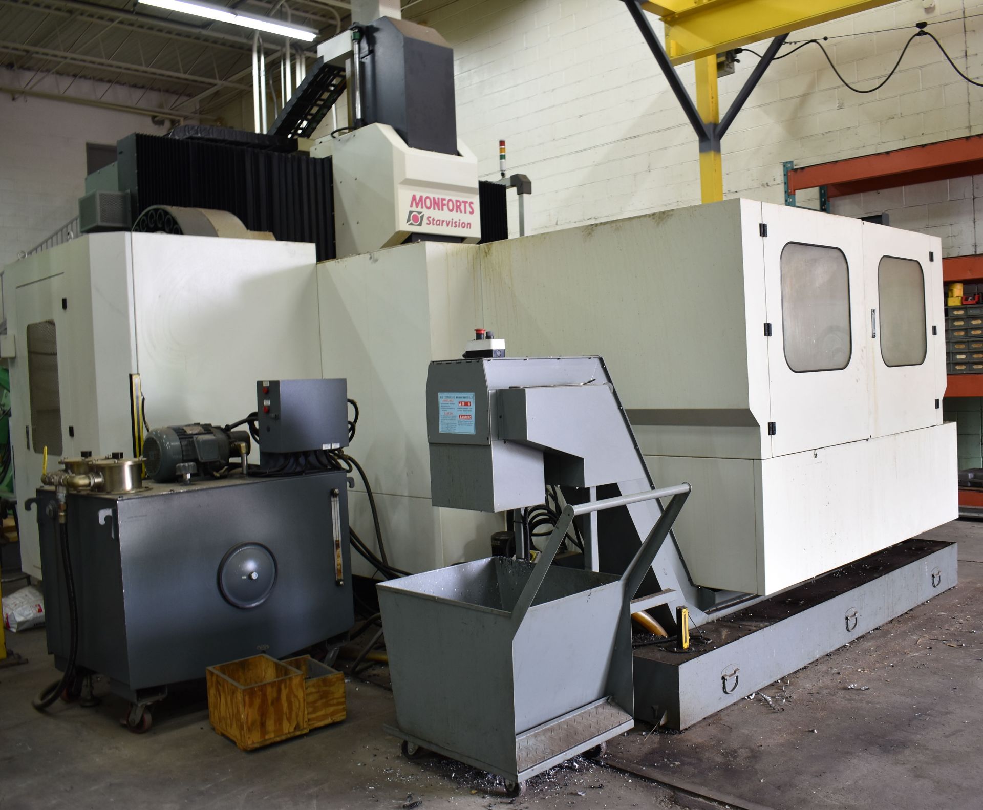 MONFORTS (2014) FS-2716 CNC VERTICAL BRIDGE TYPE MACHINING CENTER WITH TRAVELS: X- 106.3", Y- 78. - Image 10 of 21