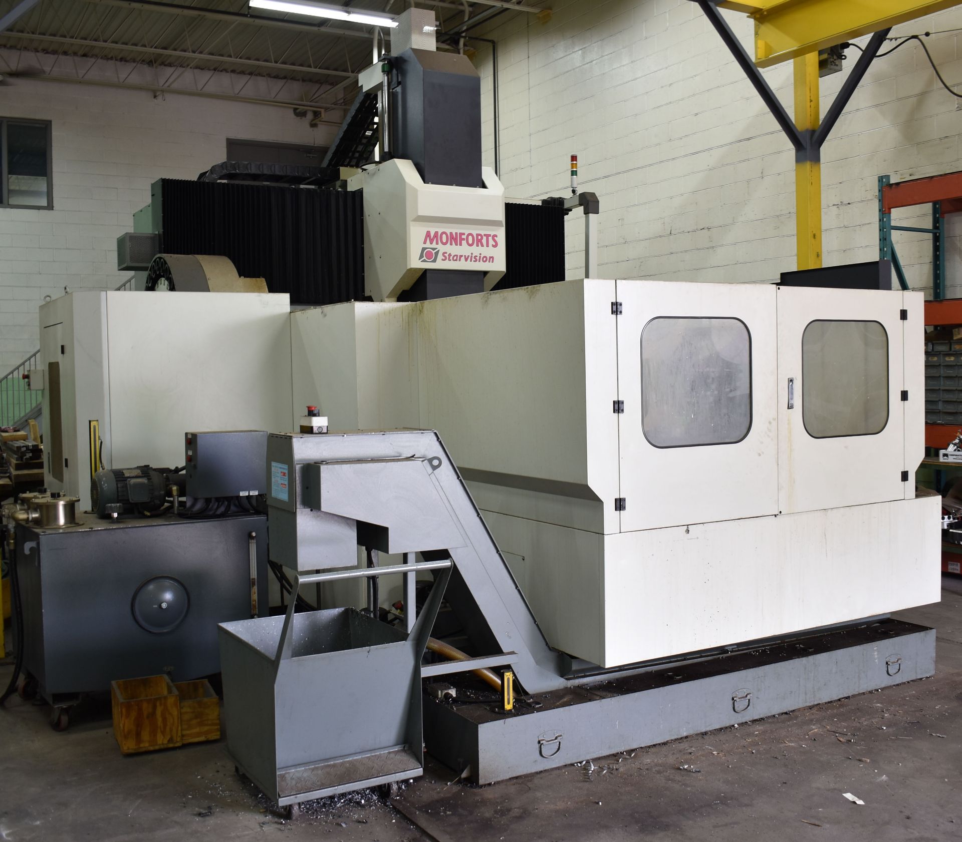 MONFORTS (2014) FS-2716 CNC VERTICAL BRIDGE TYPE MACHINING CENTER WITH TRAVELS: X- 106.3", Y- 78. - Image 11 of 21