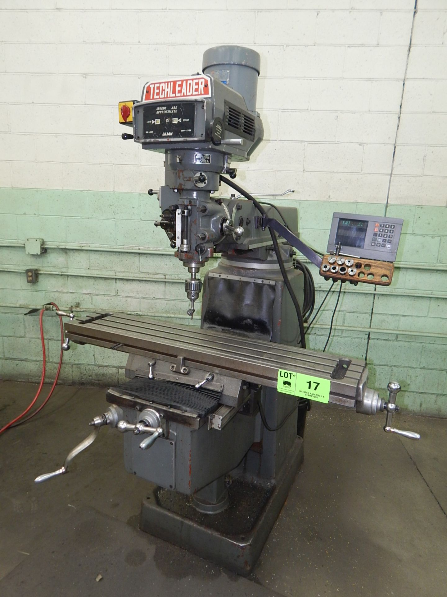 TECH LEADER (1995) 3VHR TURRET MILL WITH HEIDENHAIN 2 AXIS DRO, 10" X 50" T-SLOT TABLE, SPEEDS TO