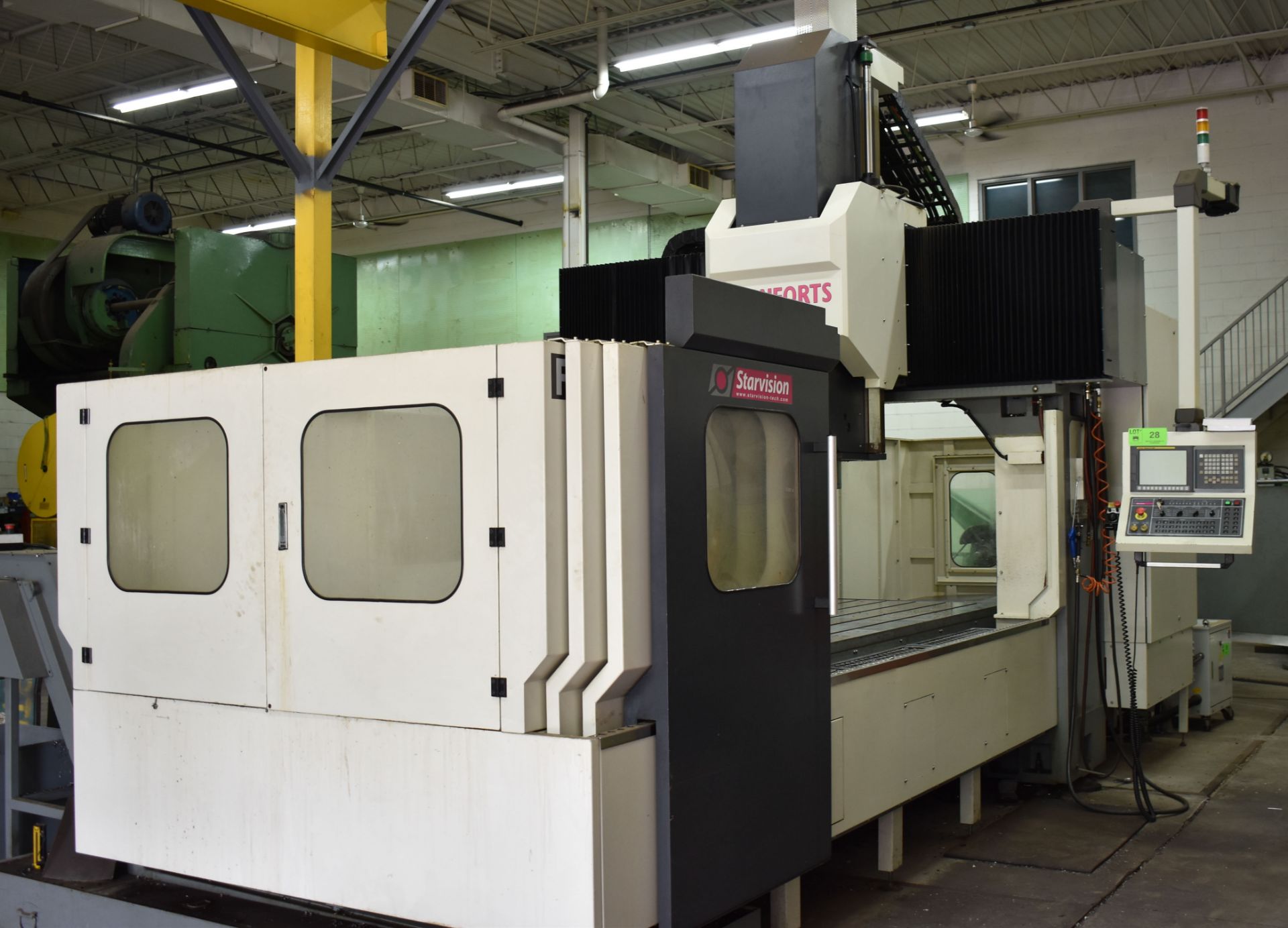 MONFORTS (2014) FS-2716 CNC VERTICAL BRIDGE TYPE MACHINING CENTER WITH TRAVELS: X- 106.3", Y- 78. - Image 2 of 21