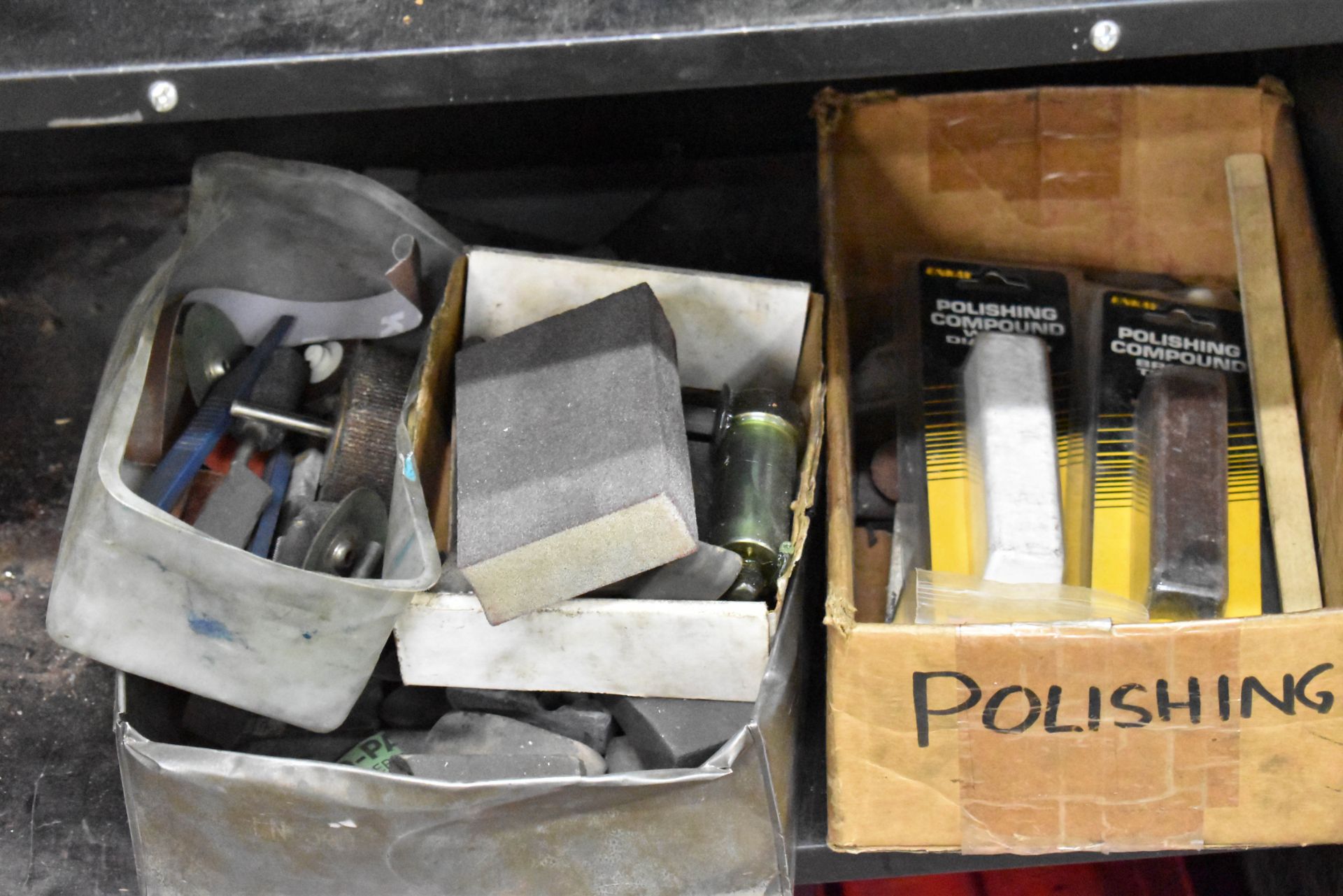 LOT/ CABINET WITH CONTENTS CONSISTING OF POLISHING SUPPLIES - Image 2 of 3