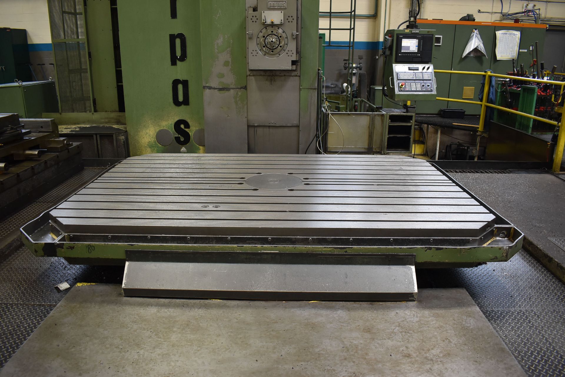 PARPAS ML-130/9000 CNC FLOOR-TYPE HORIZONTAL BORING/MILLING MACHINE WITH SIEMENS SINUMERIK CNC - Image 4 of 14