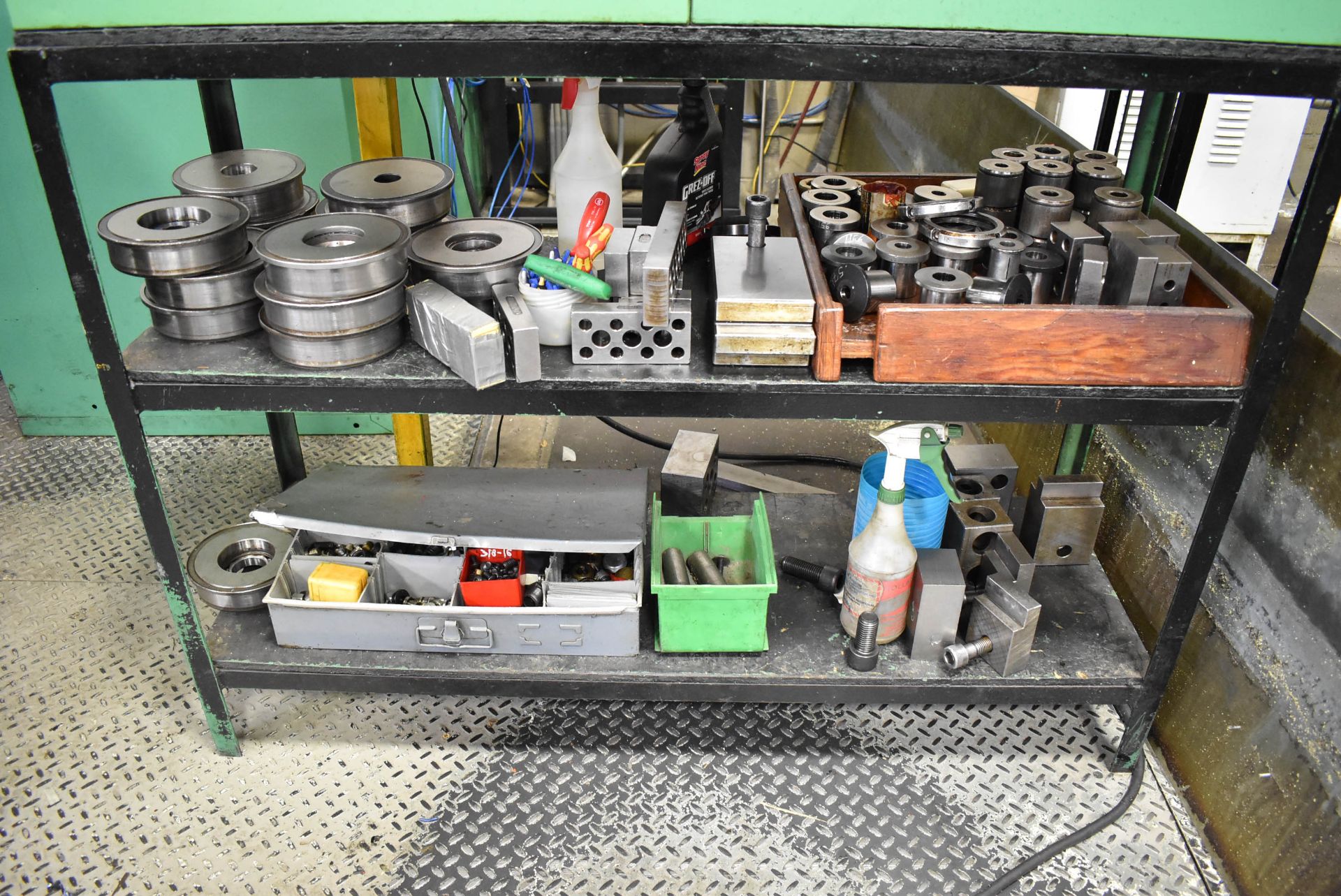 LOT/ RACK WITH CONTENTS CONSISTING OF SET UP BLOCKS, CLAMPING, AND HARDWARE (LOCATED IN WINDSOR,