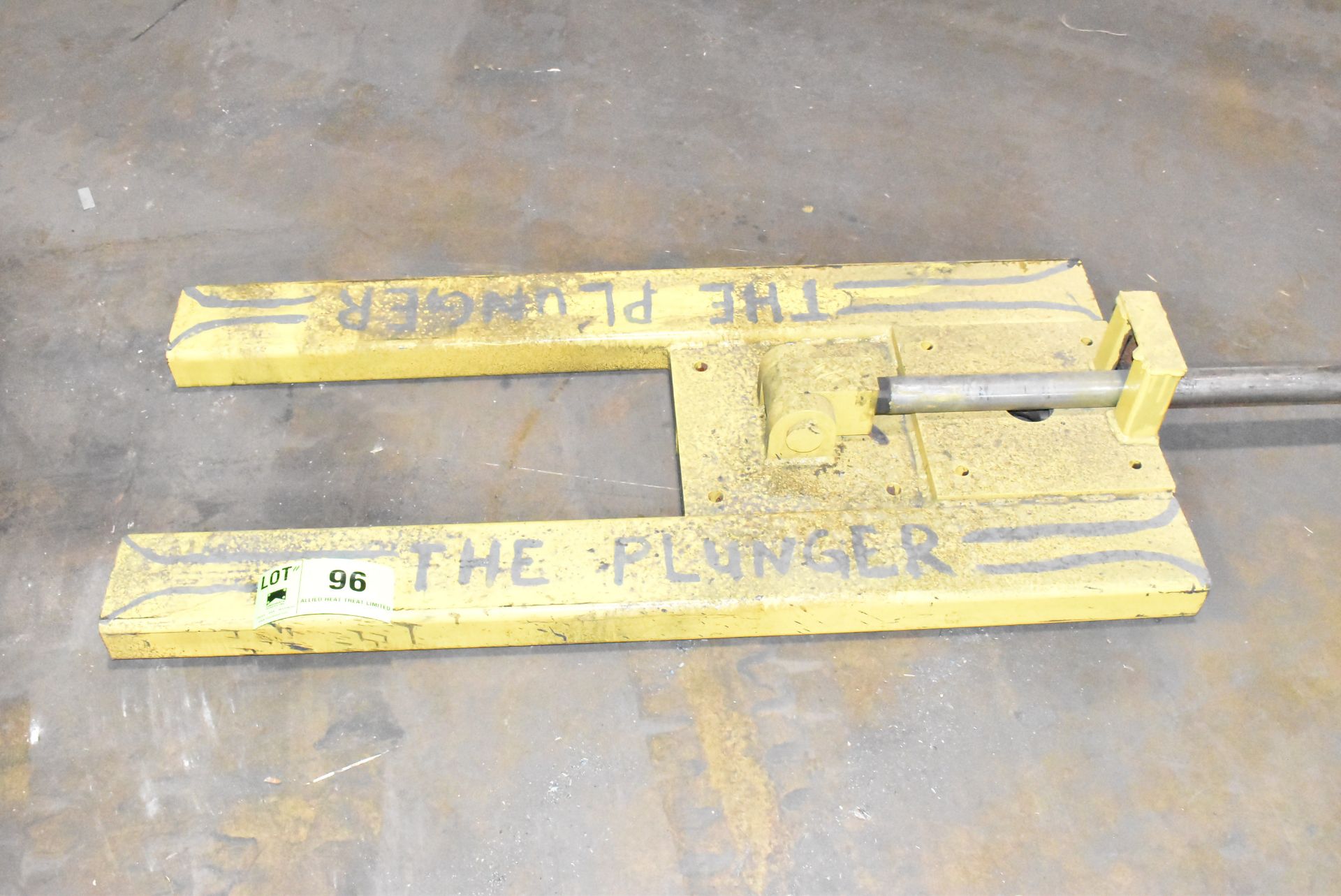 FORKLIFT PUSH-PULL ATTACHMENT, S/N: N/A